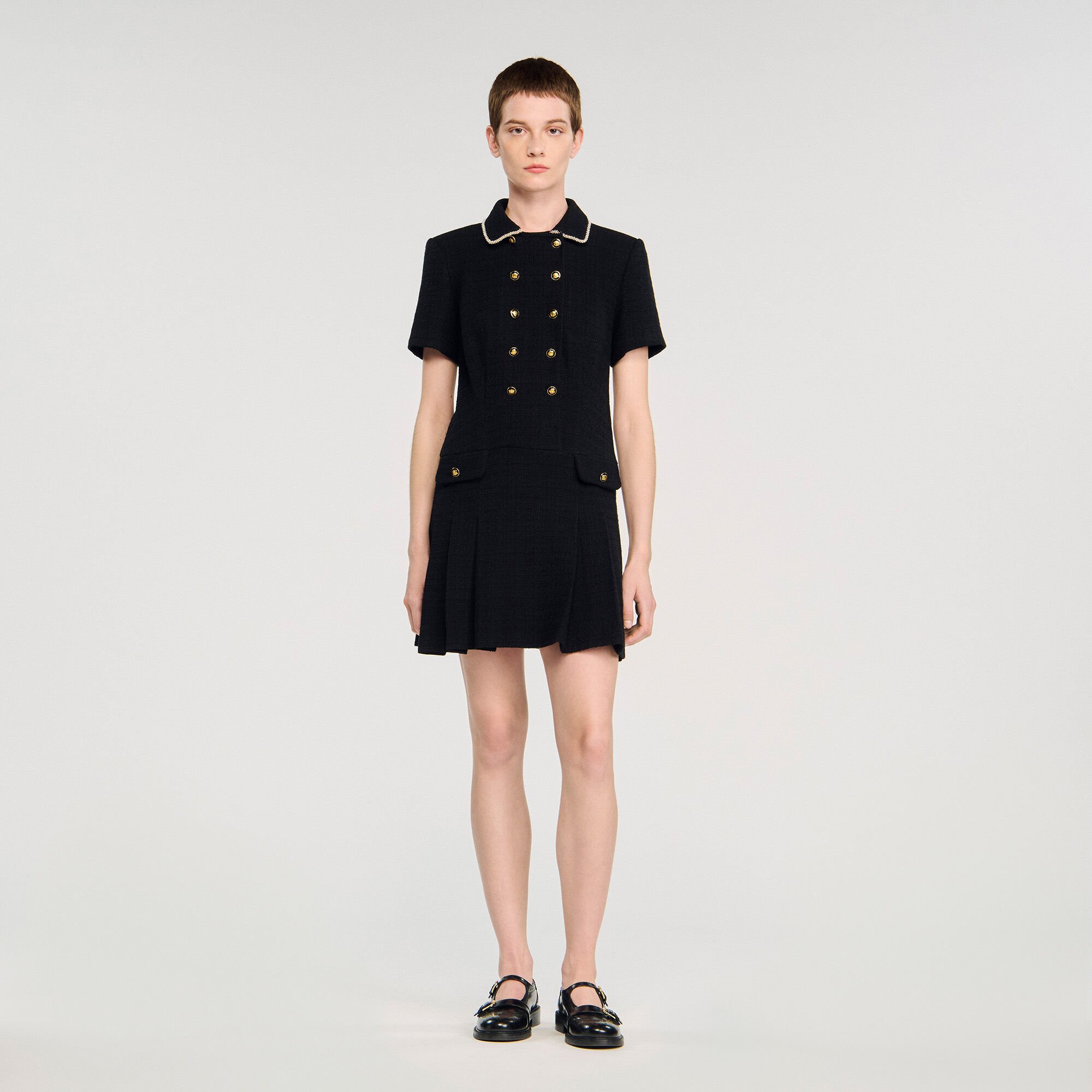 Vestido corto de tweed con botones