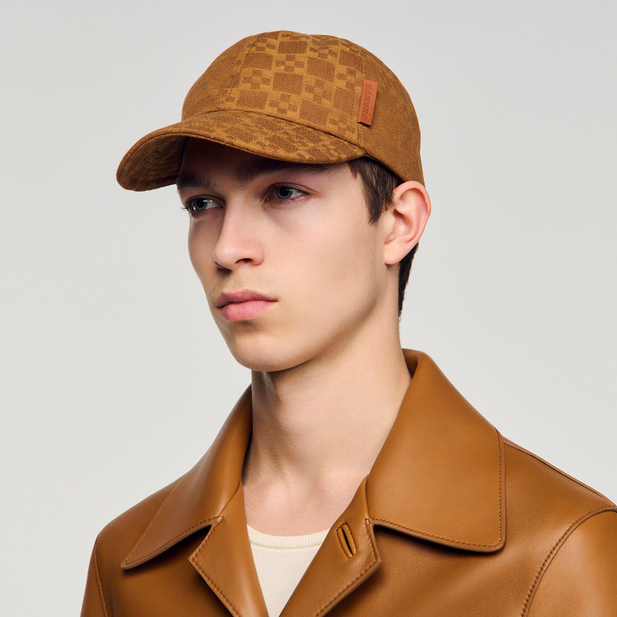 Gorra vaquera estampado cruces