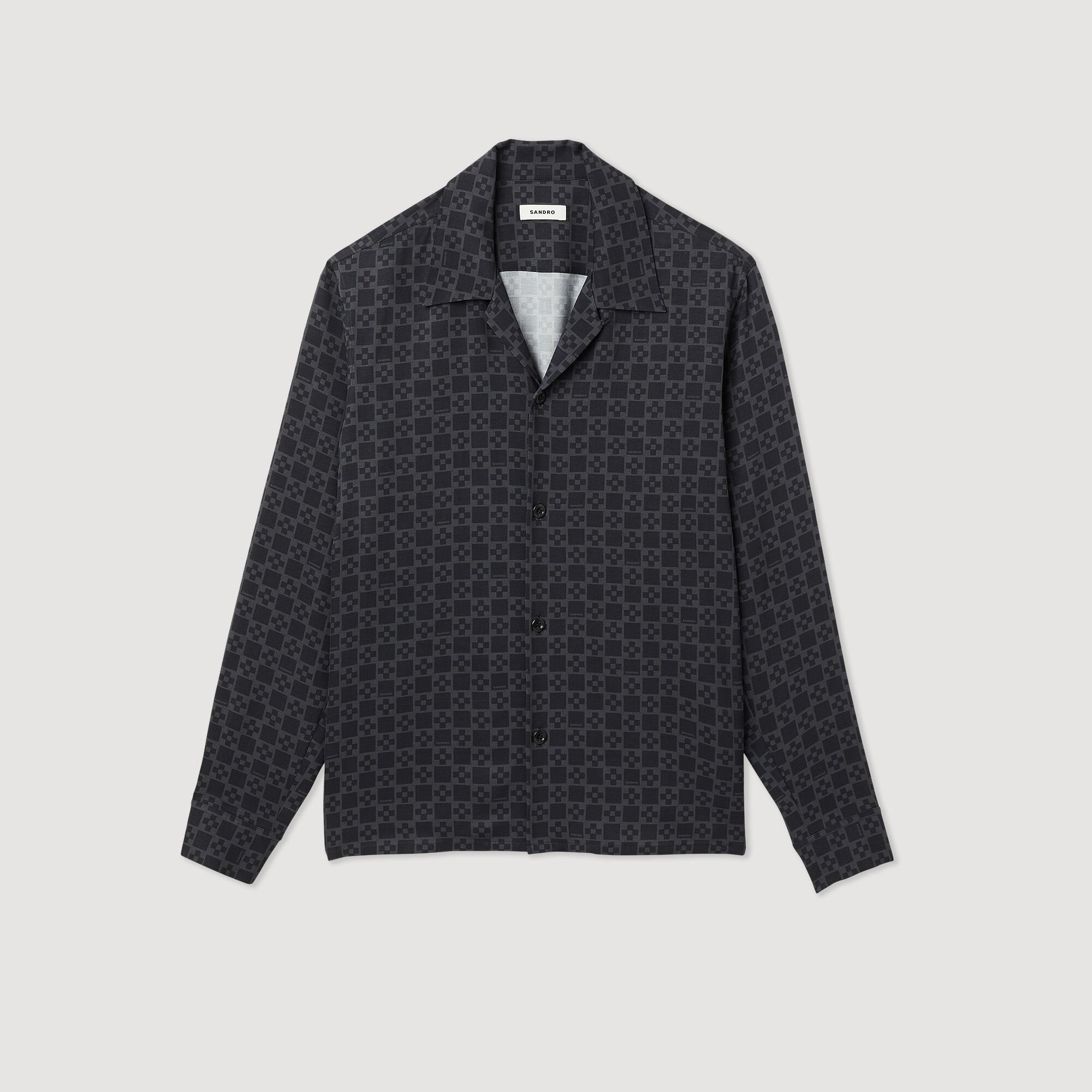 Camisa fluida de cuello estilo tiburón