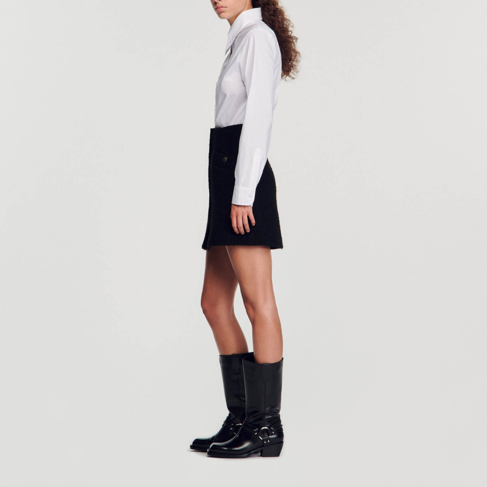 Falda corta con botones