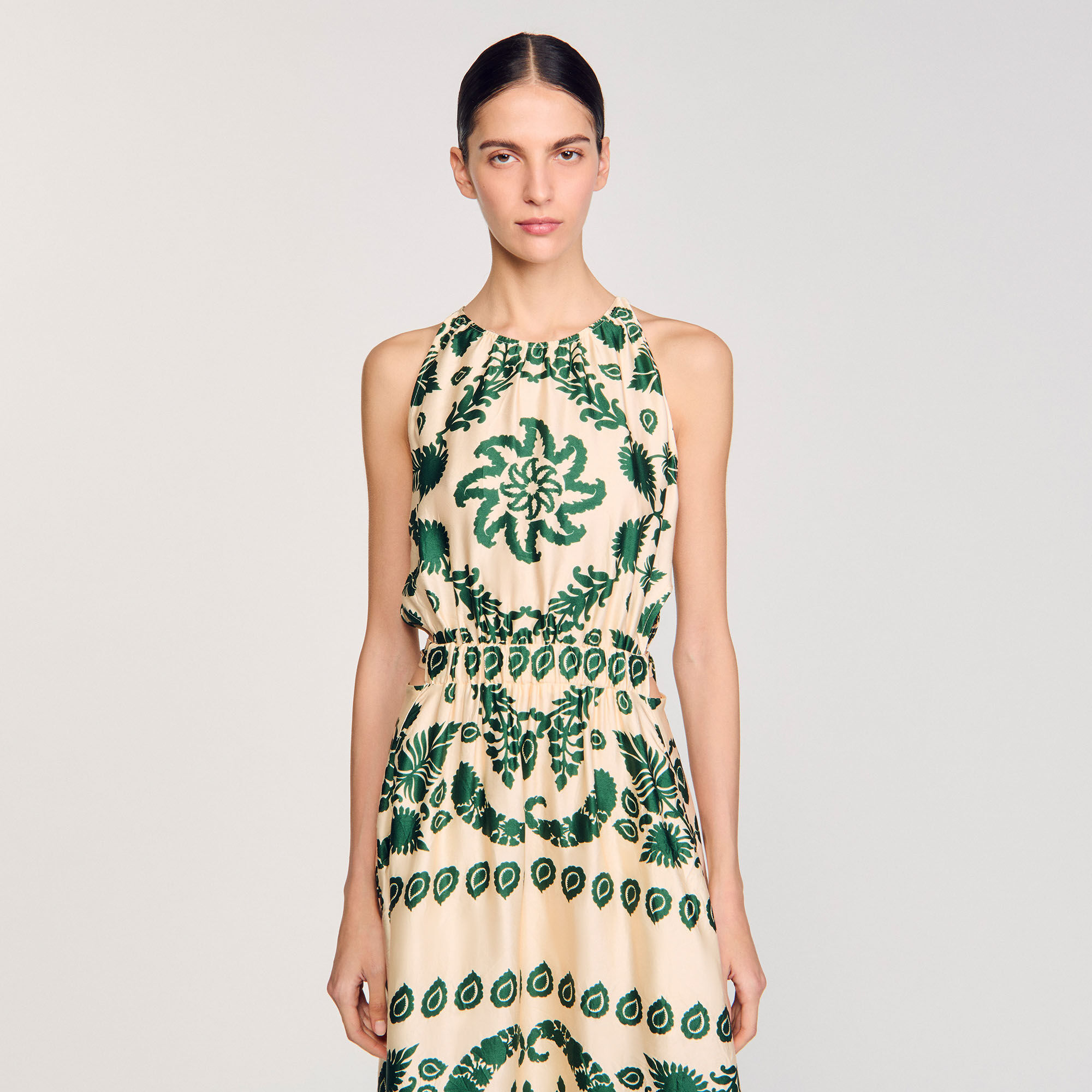 Vestido largo estampado de hojas