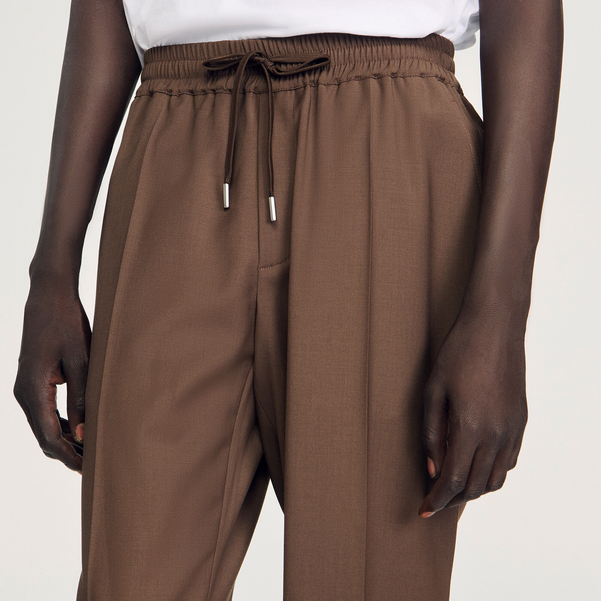Pantalón recto elástico