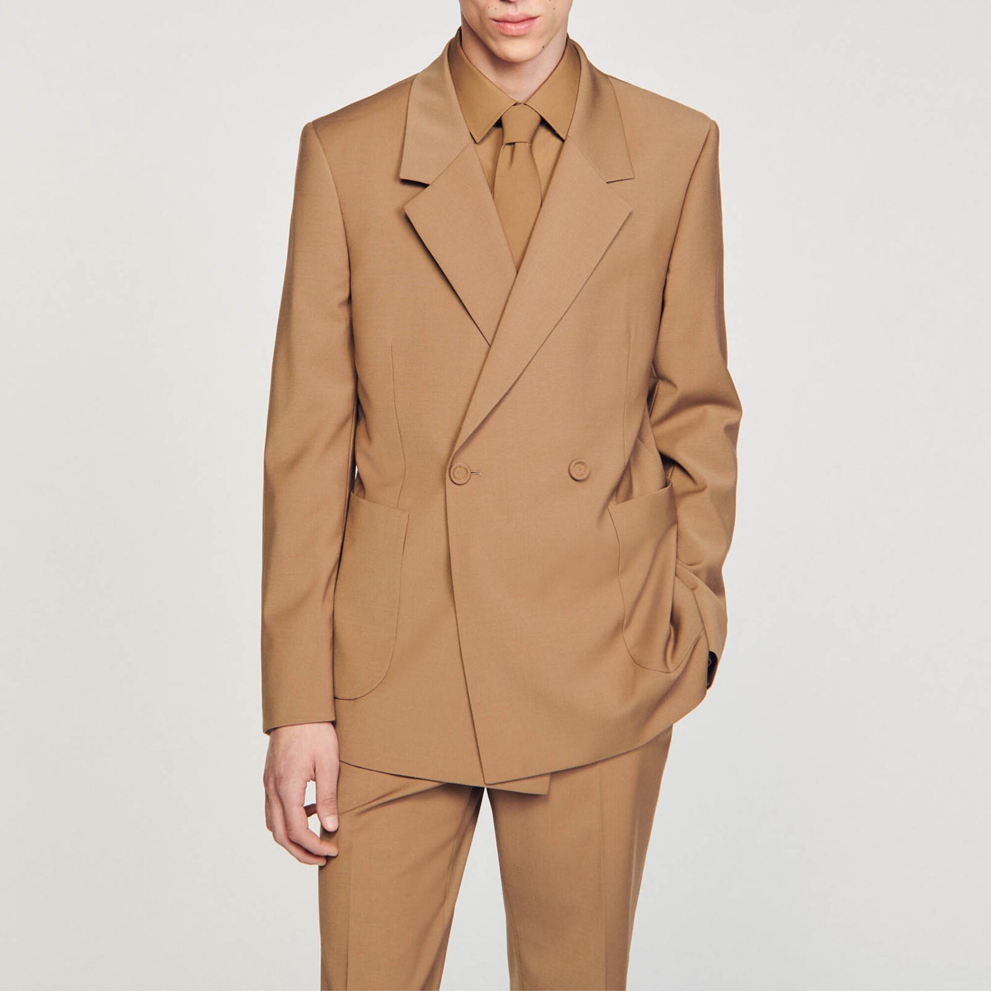 Chaqueta de traje cruzada