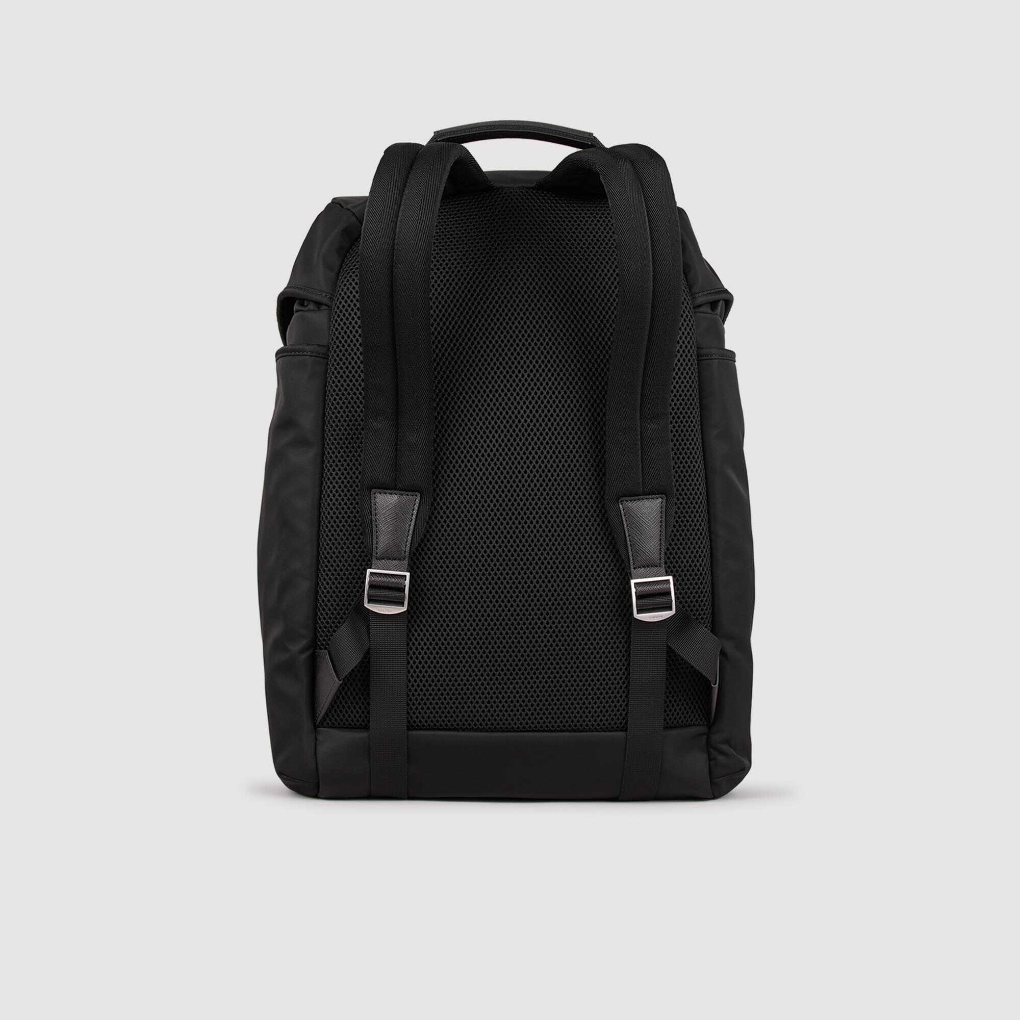 Mochila de cuero reciclado