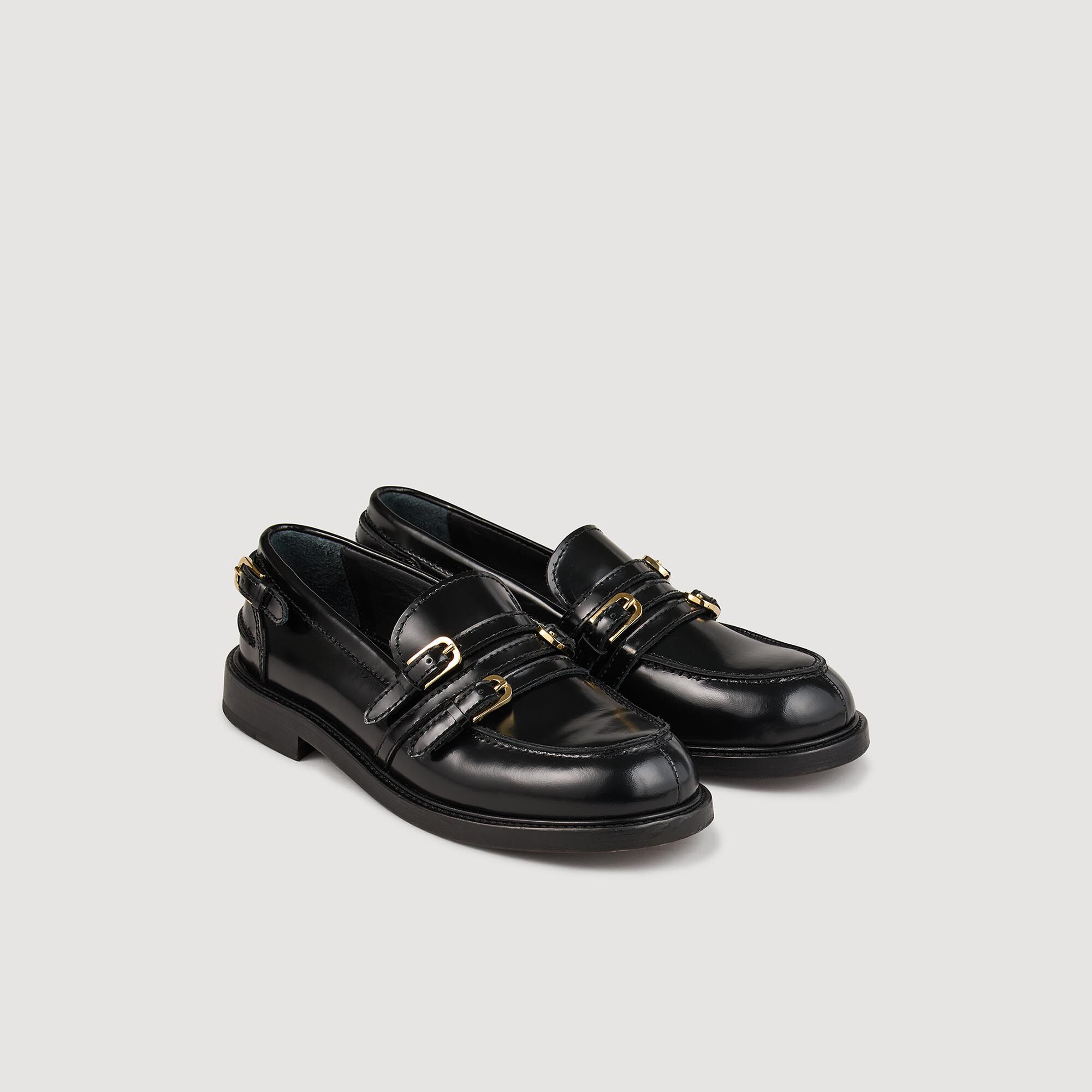 Mocasines con hebillas