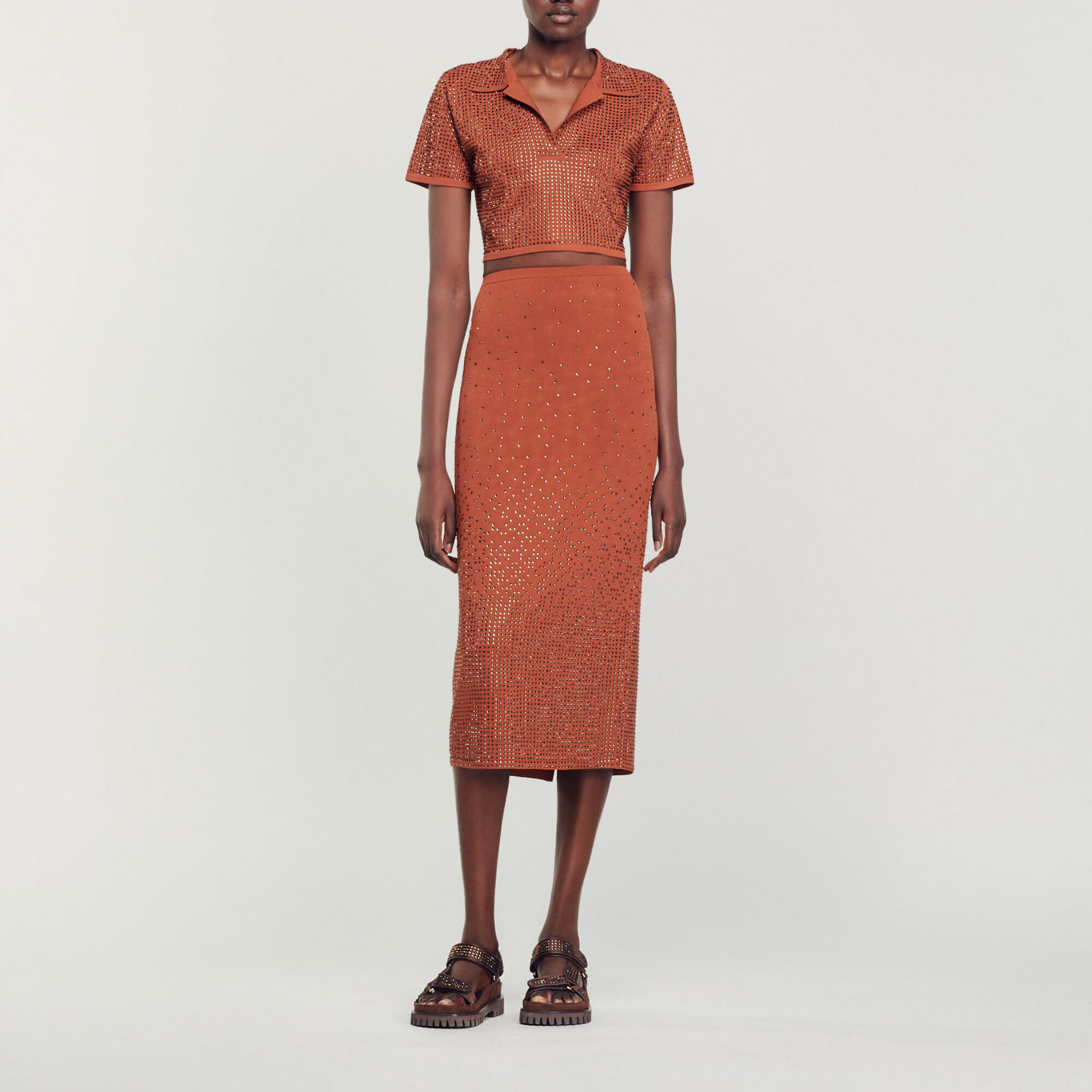 Falda midi sublimada con strass