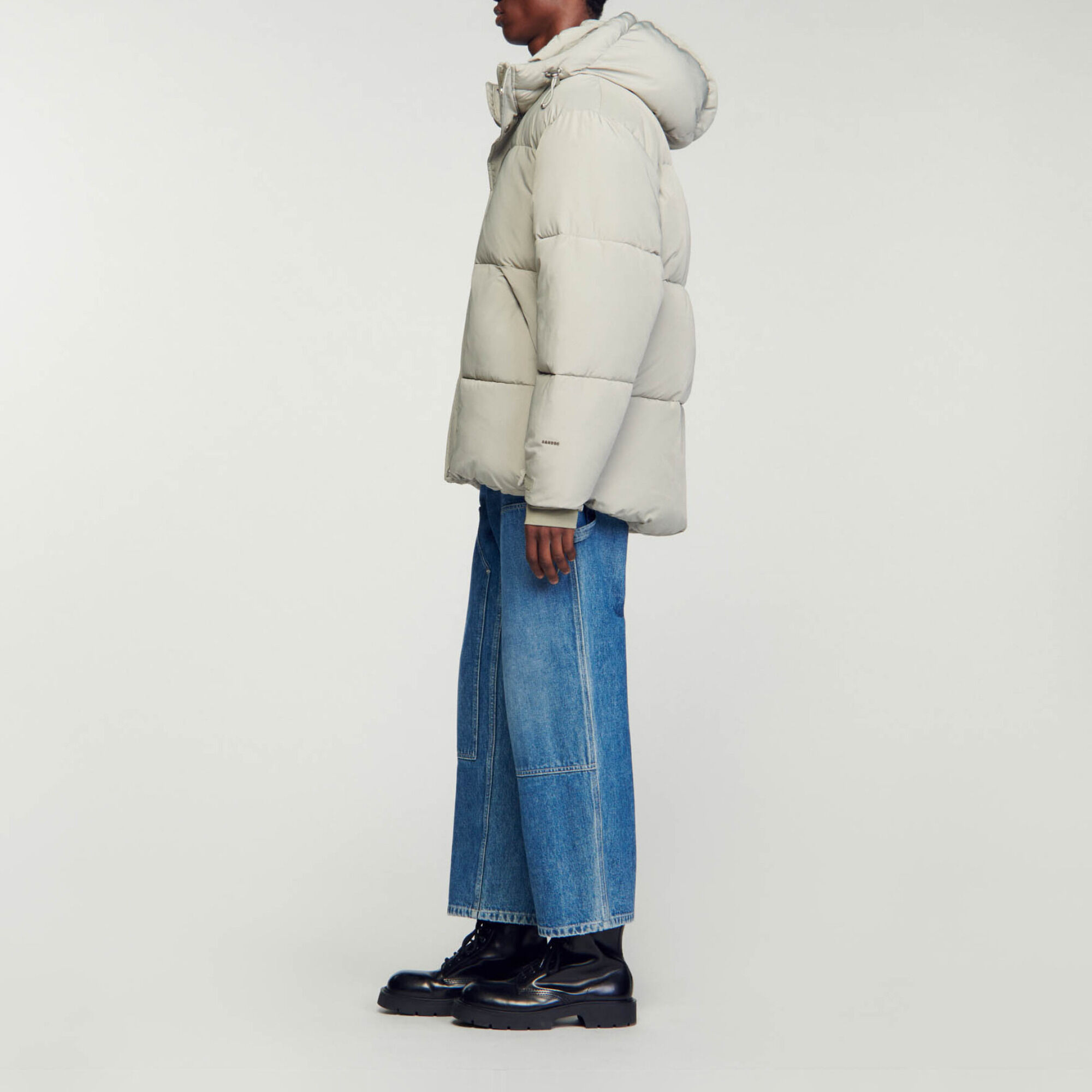 Anorak tres cuartos con capucha
