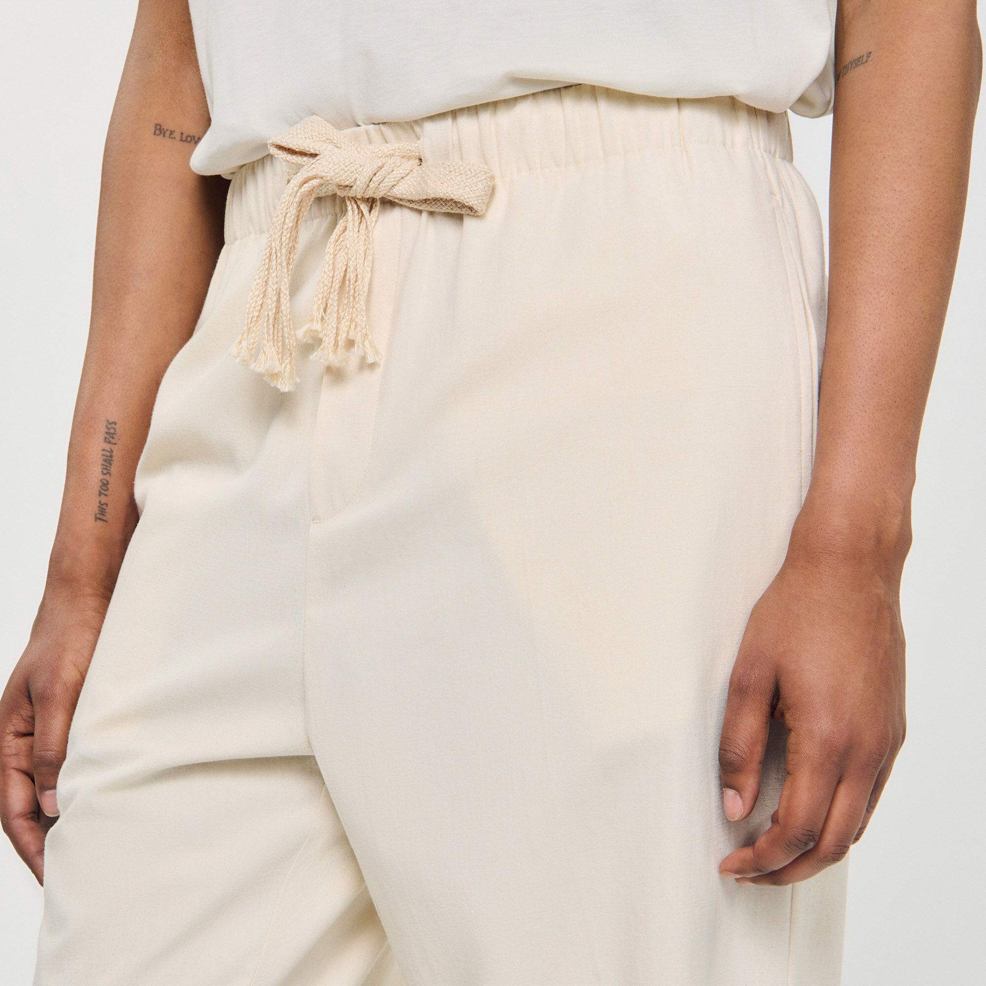 Pantalón ancho de algodón elástico