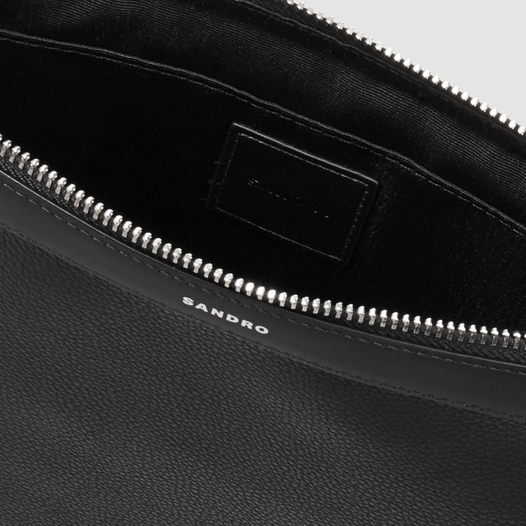 Pochette con cremallera, tela revestida