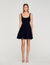 Vestido corto con cuello de strass