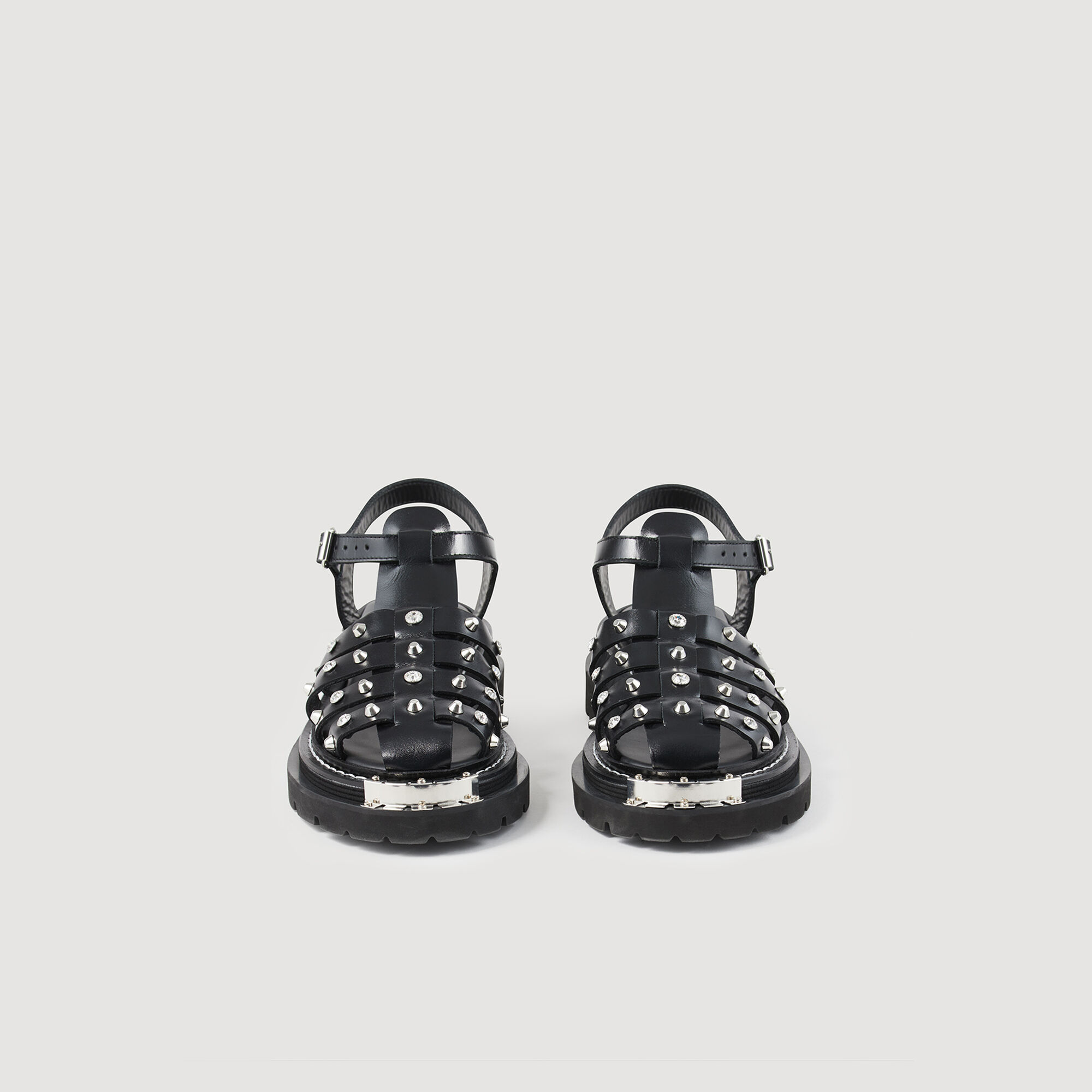 Sandalias Olys de piel con tachuelas