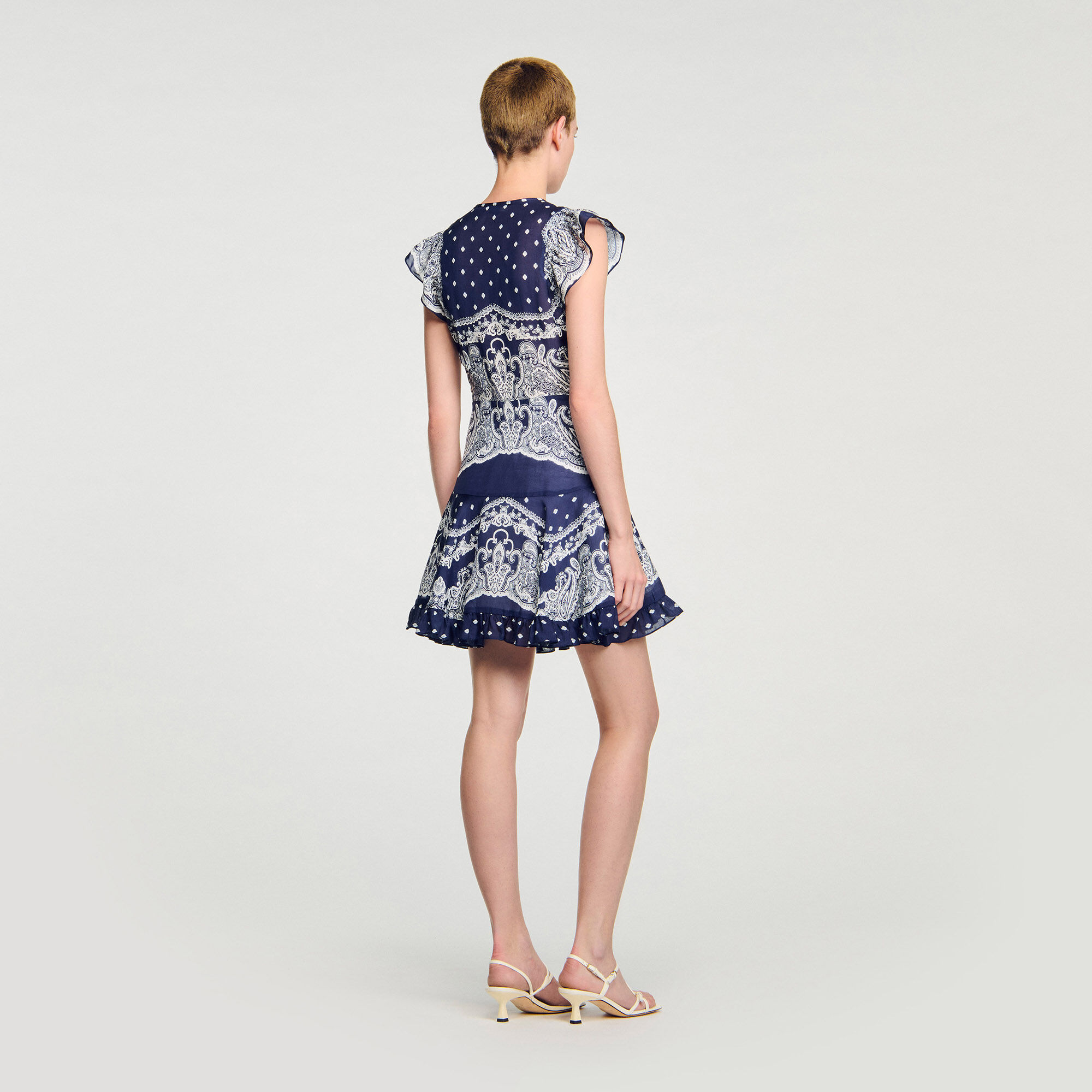 Vestido corto estampado bandana