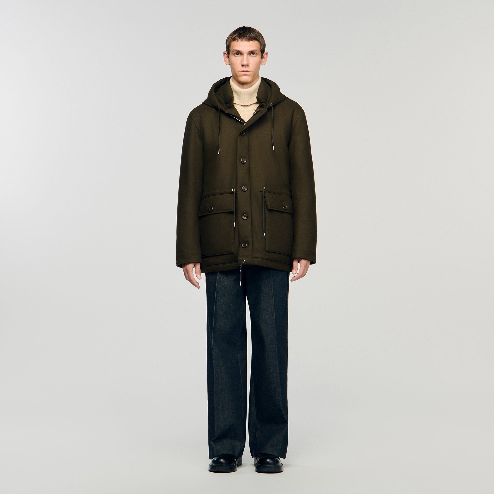 Parka de lana con capucha