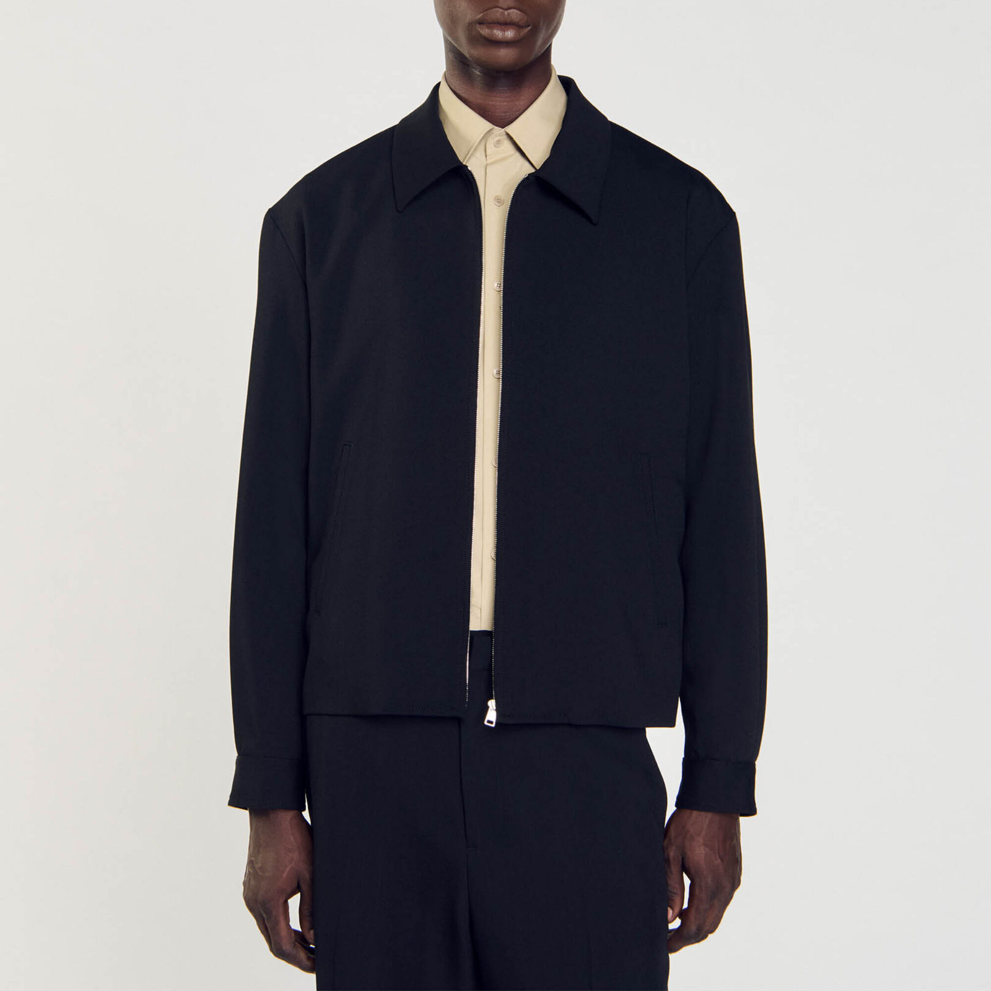 Cazadora con cremallera