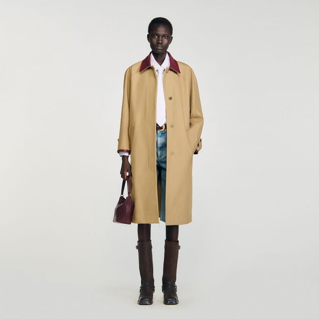 Gabardina larga con cuello de cuero