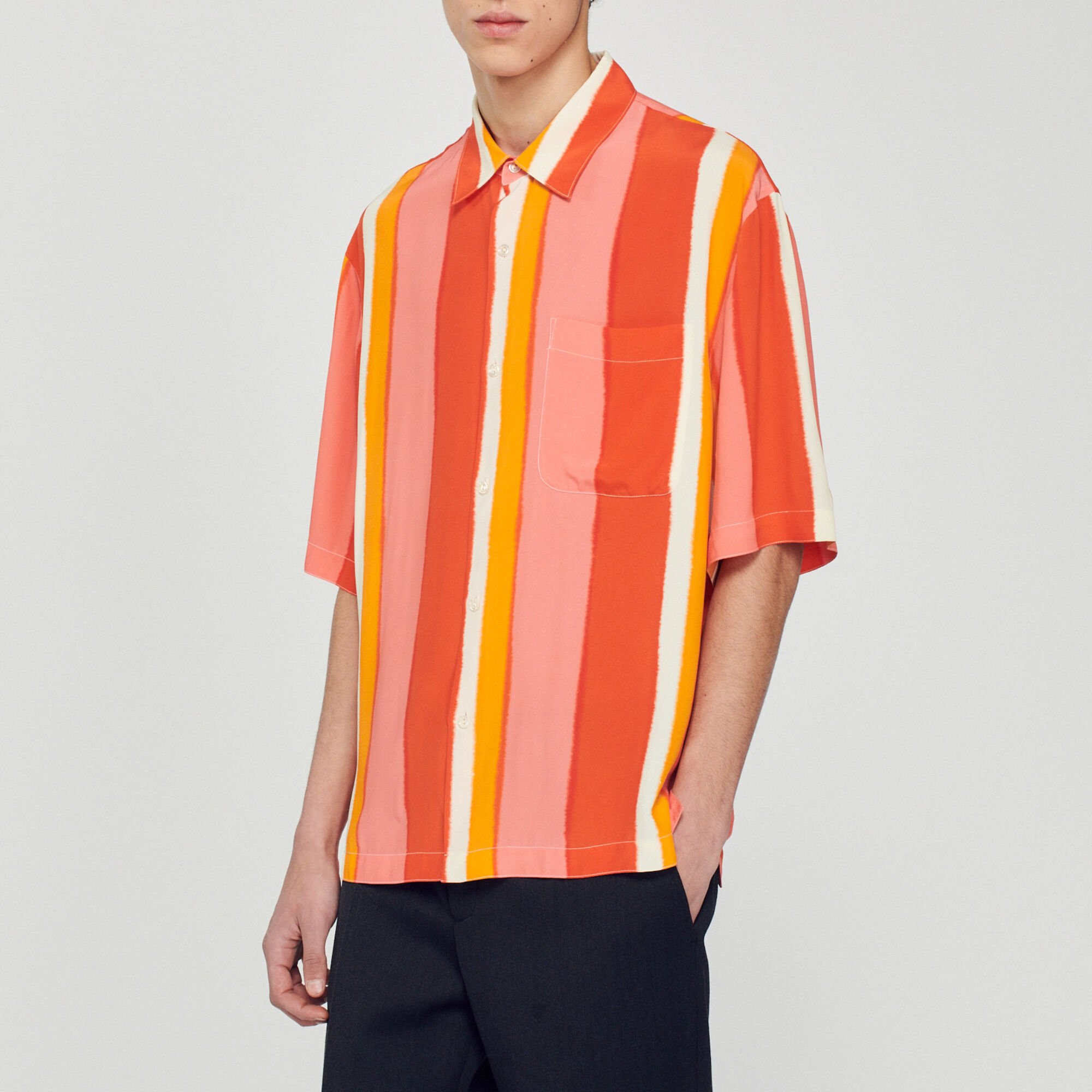 Camisa fluida de manga corta de rayas