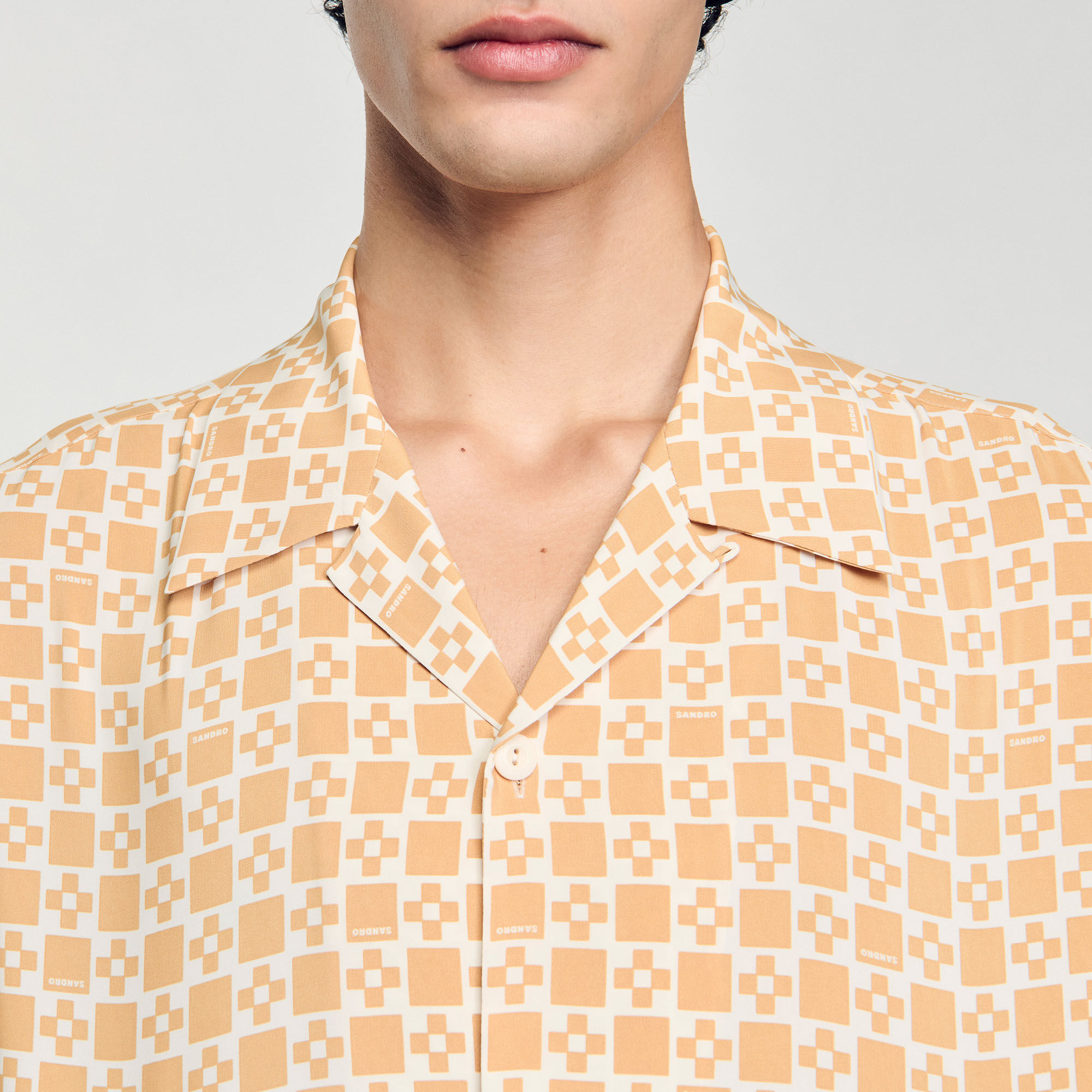Camisa fluida con estampado Square Cross
