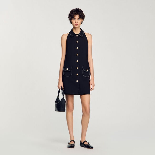 Vestido corto con cuello bebé