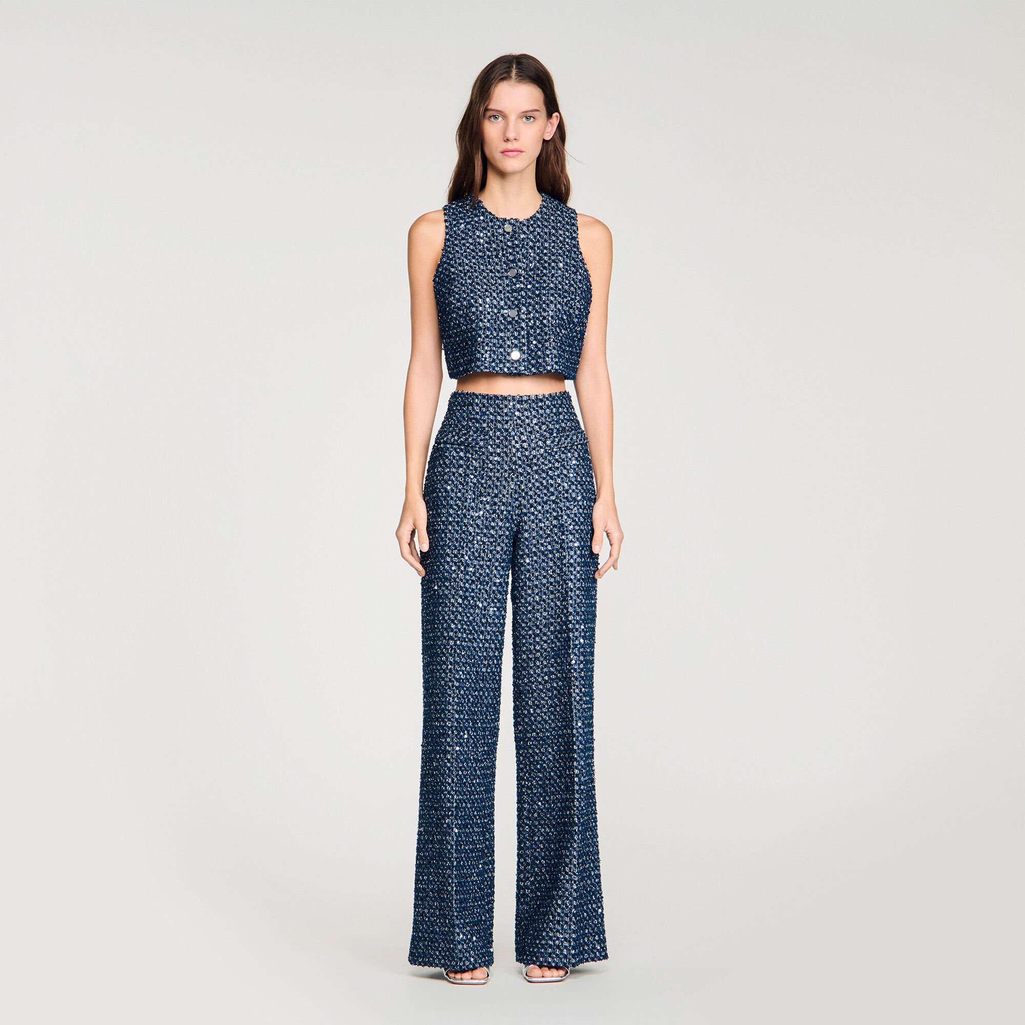 Top corto con lentejuelas