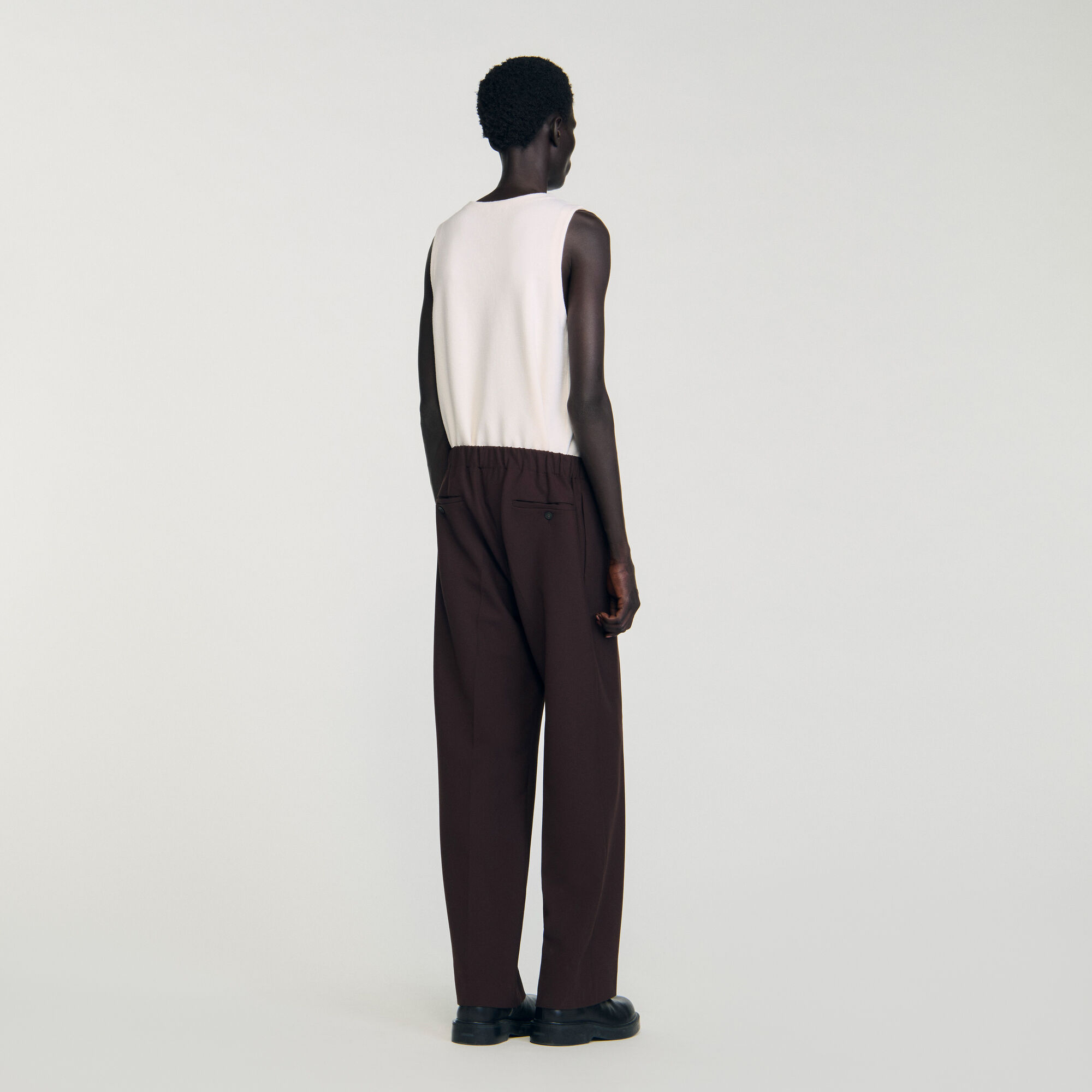 Pantalón ancho