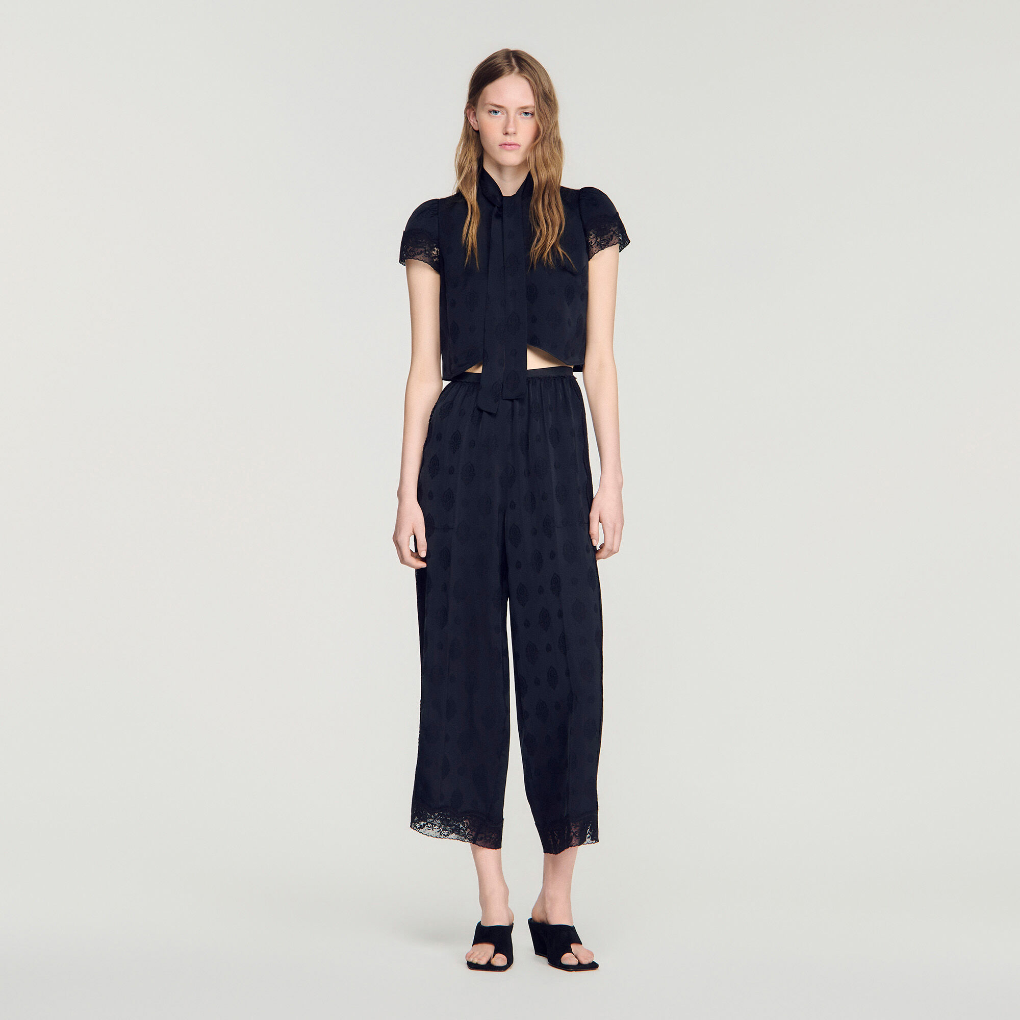 Top corto jacquard Paisley