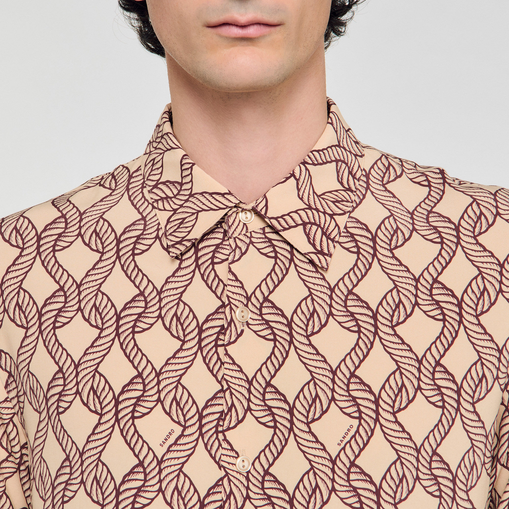 Camisa fluida con estampado de cuerda