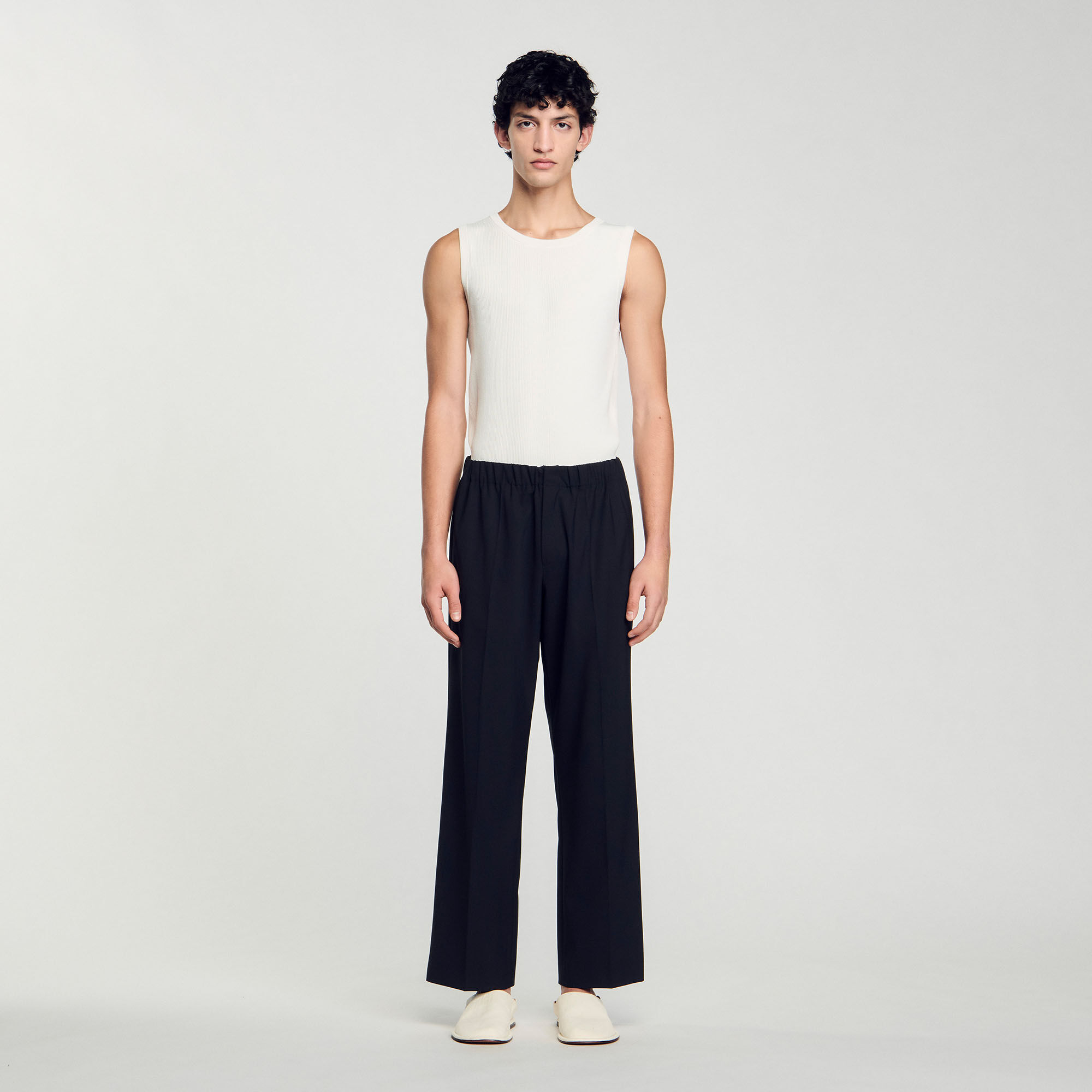 Pantalón ancho