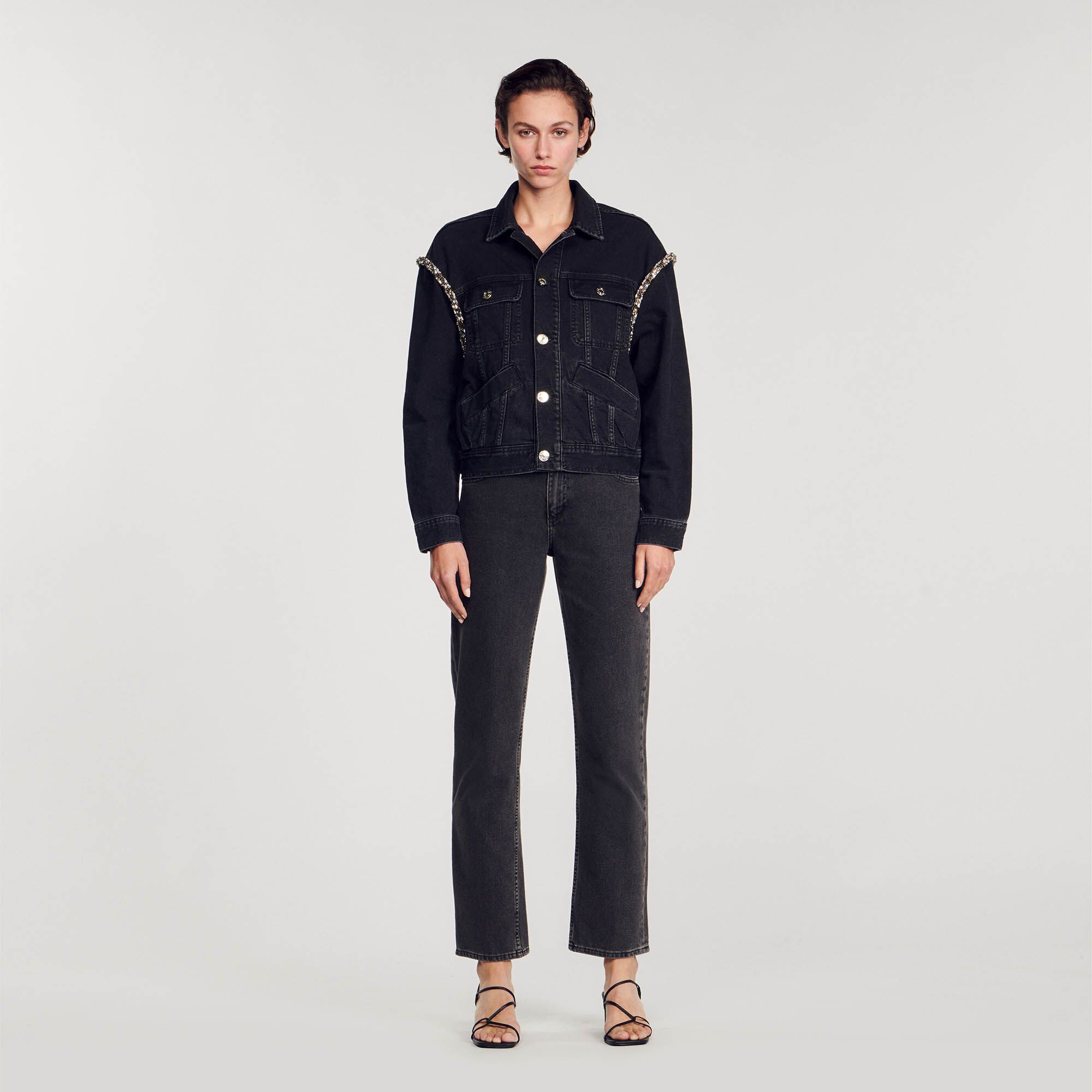 Chaqueta oversize de denim con strass