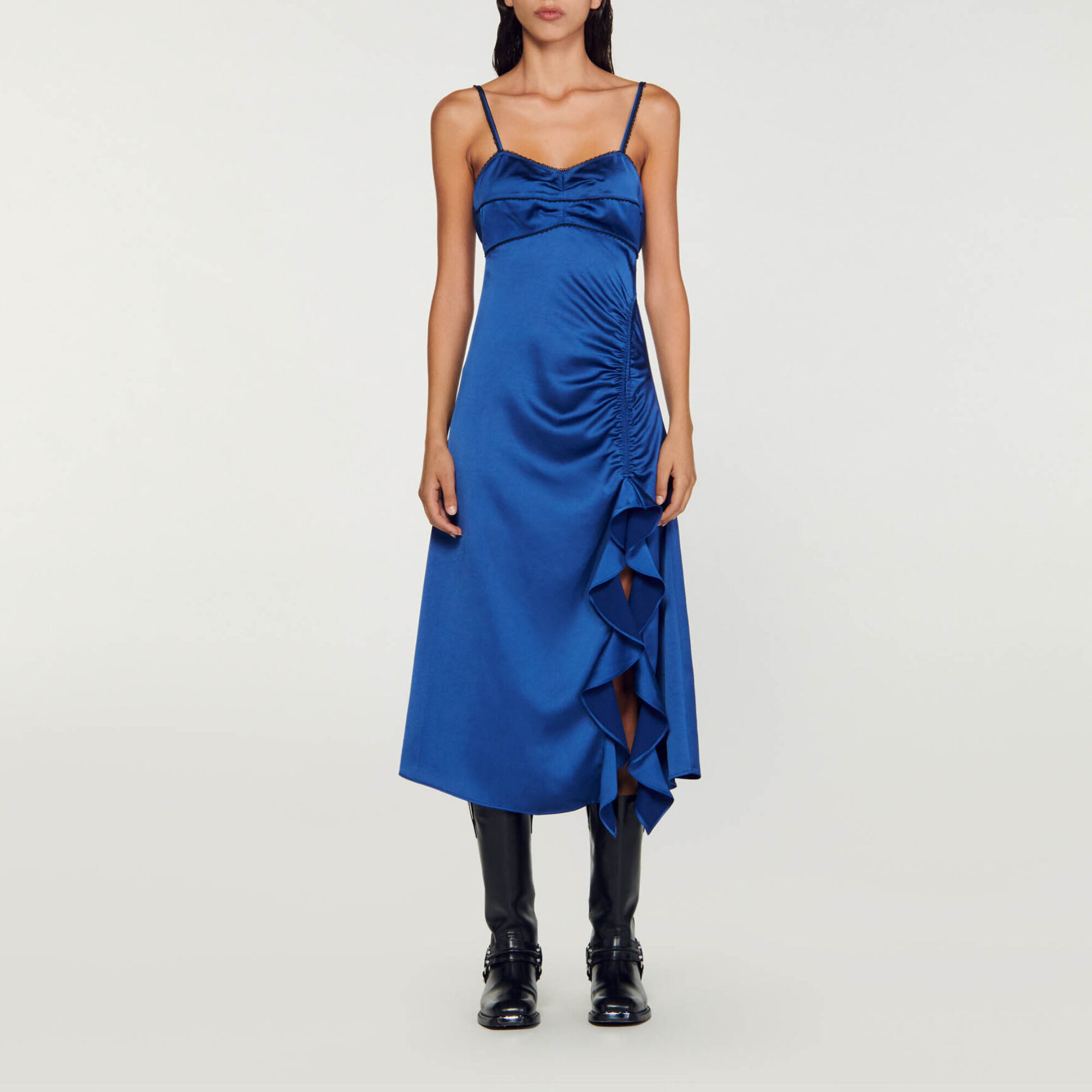 Vestido con tirantes