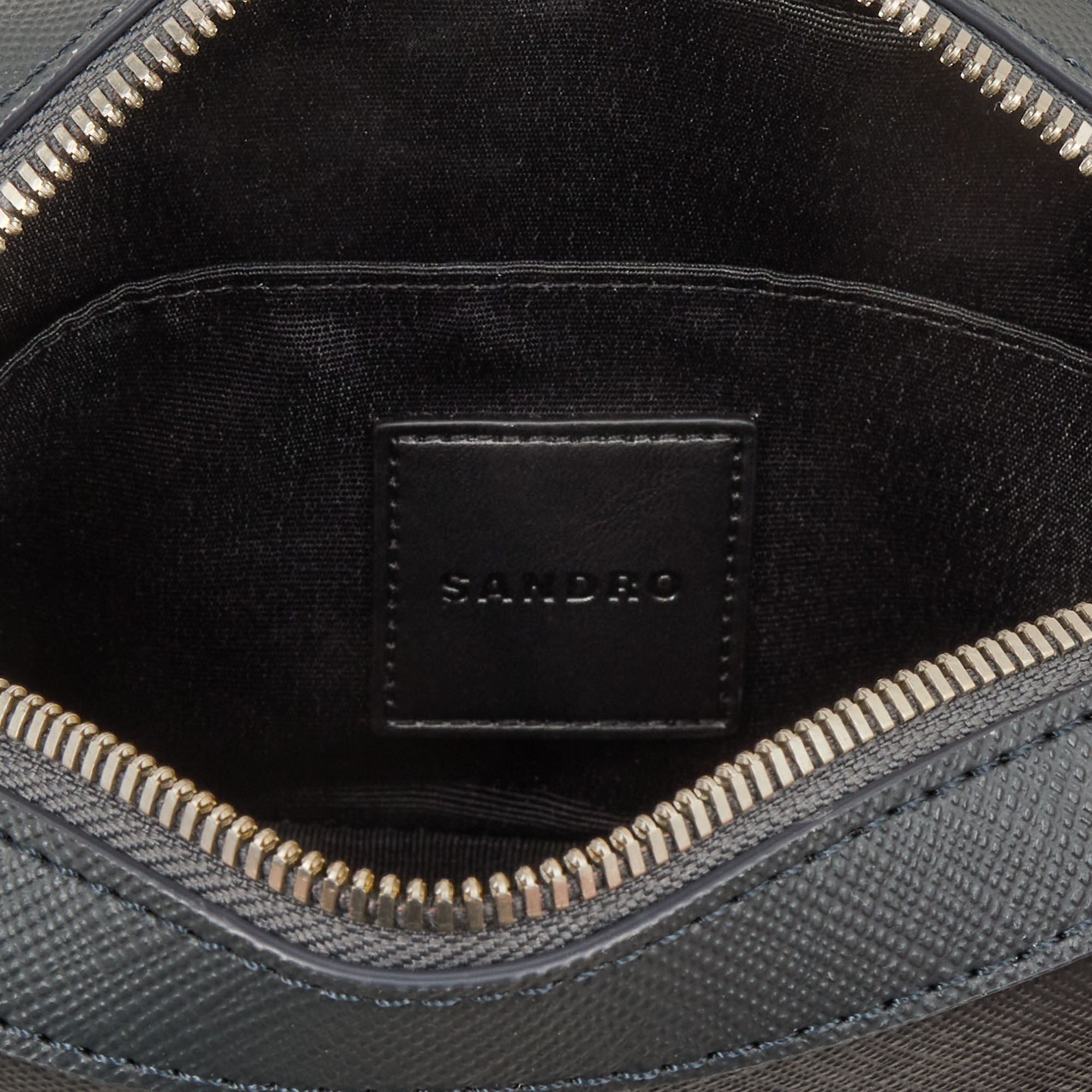 Bolso pequeño de cuero reconstituido