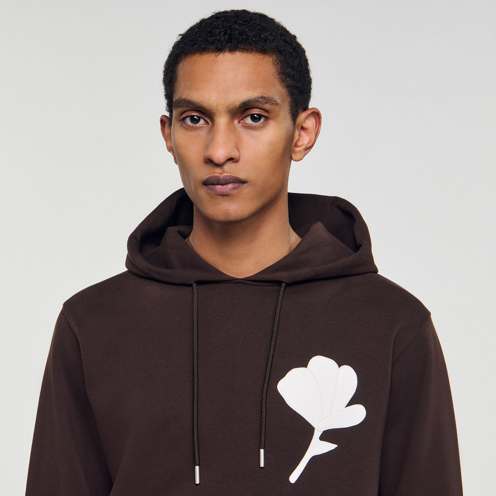Sudadera con parche de flor