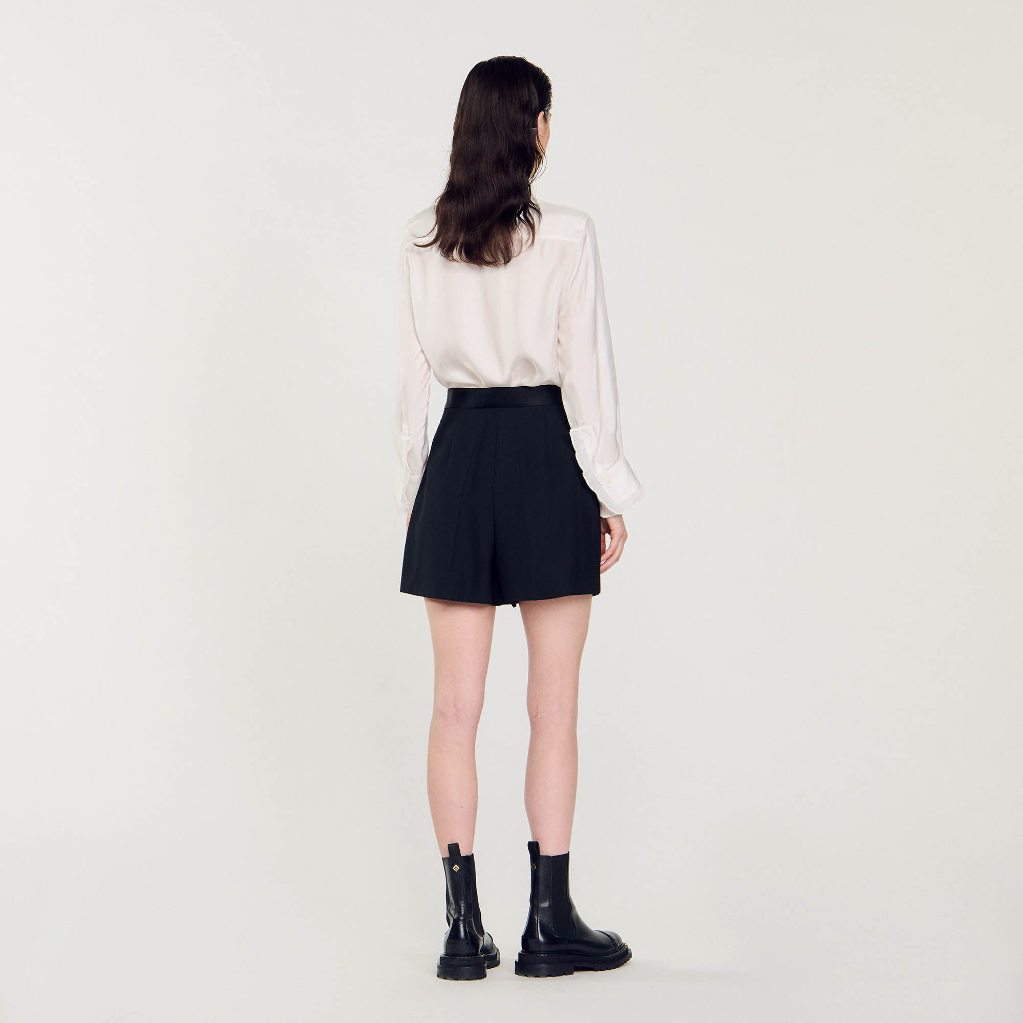 Short de talle alto con botones