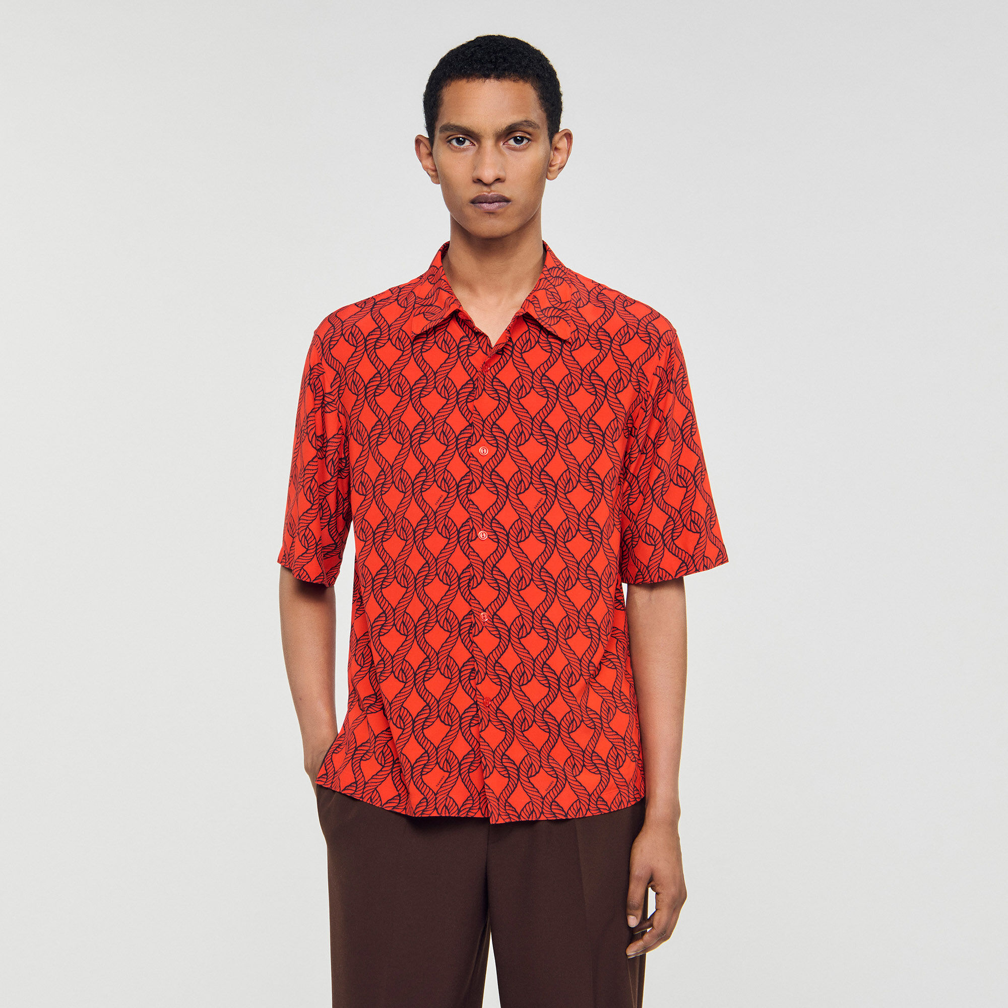 Camisa fluida con estampado de cuerda