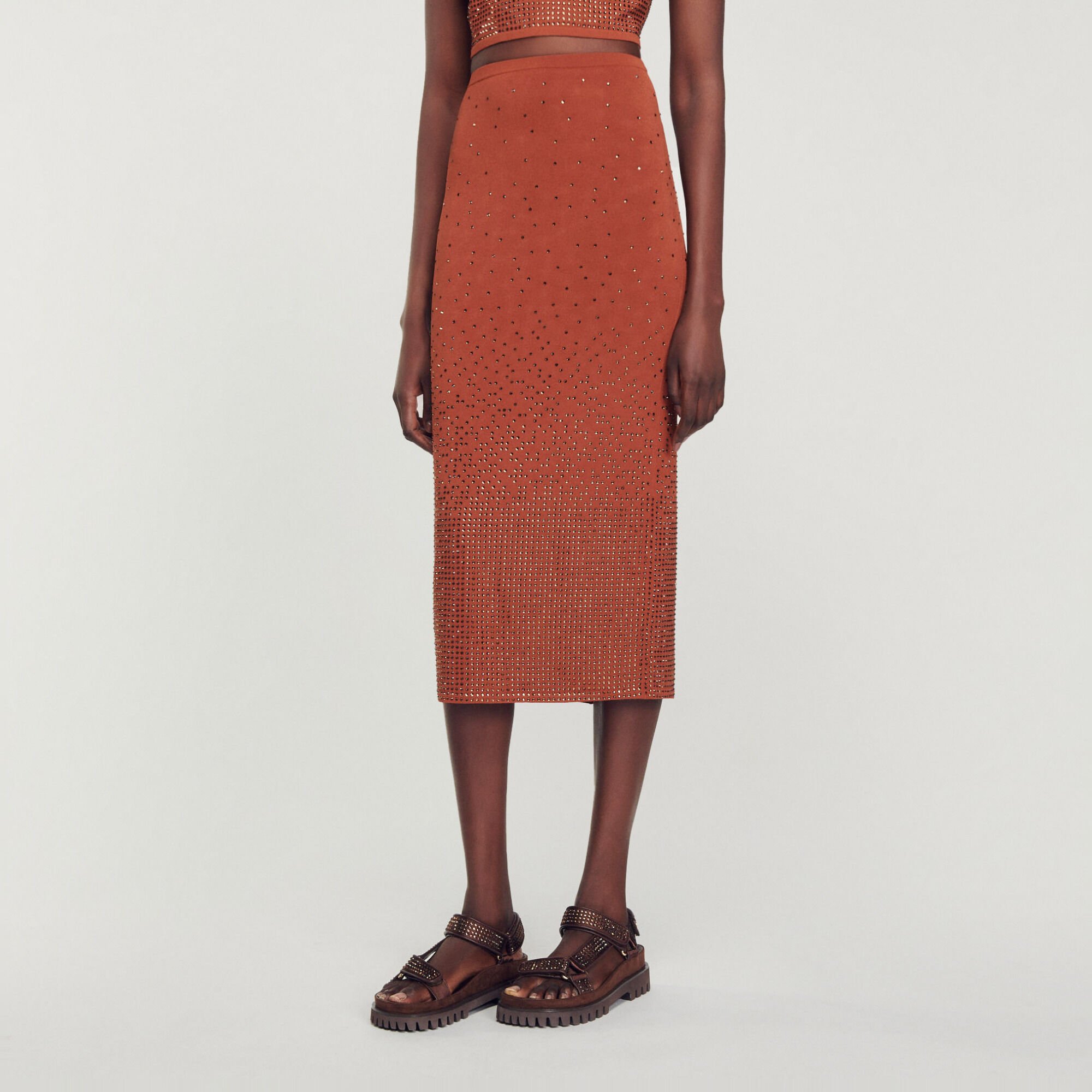 Falda midi sublimada con strass