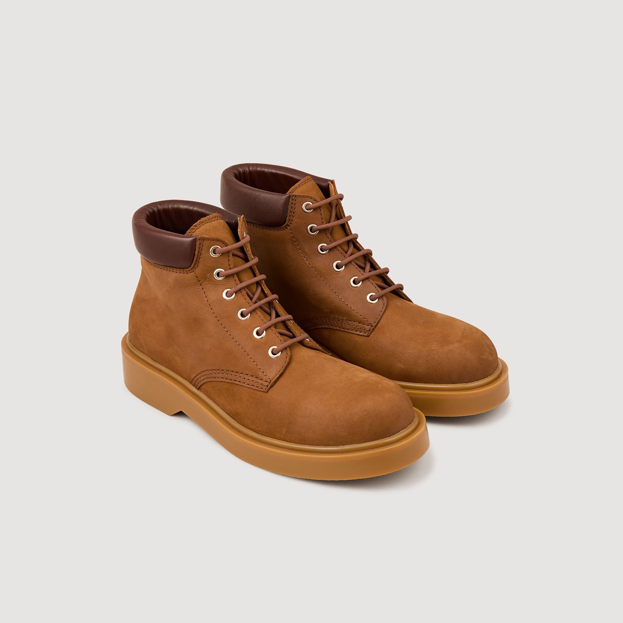Botines de nobuk y cuero