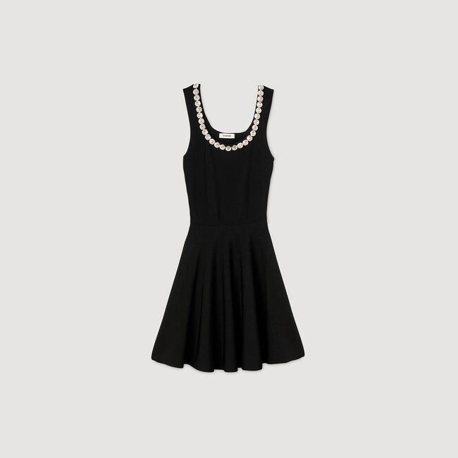 Vestido corto con cuello de strass