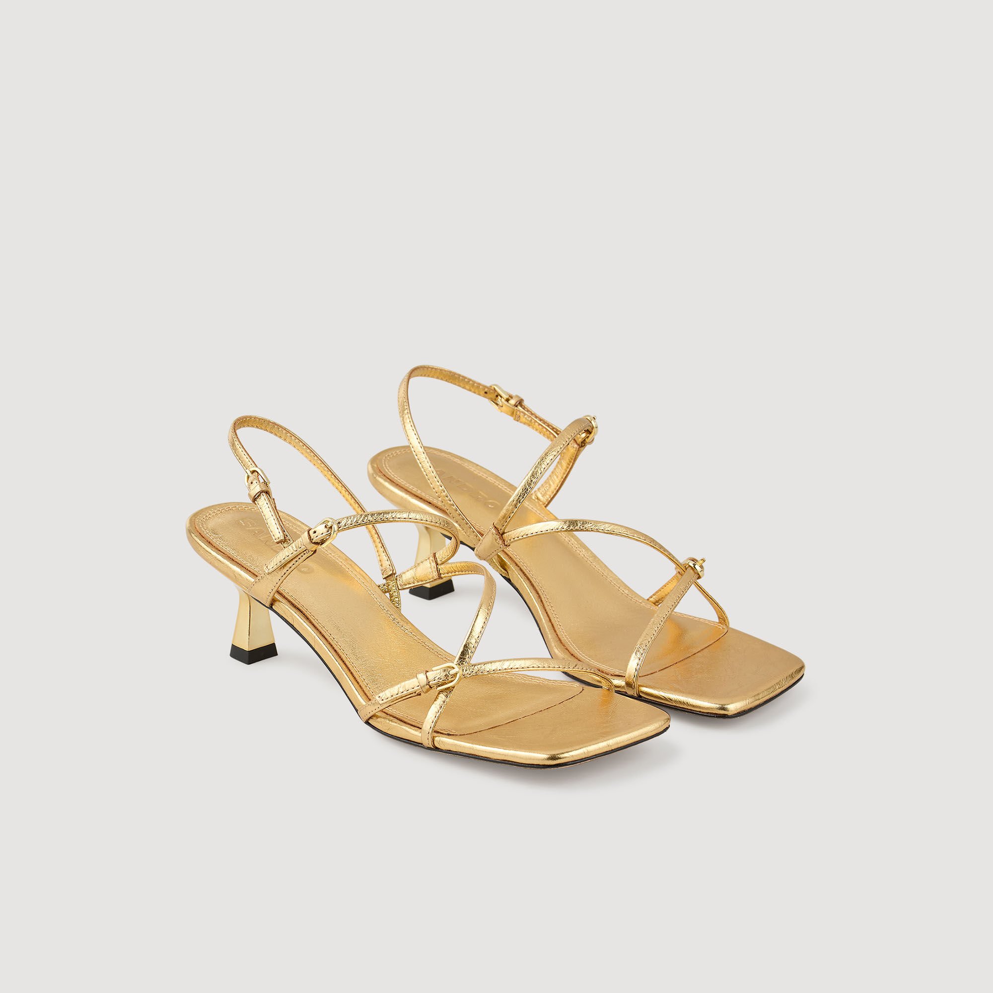 Sandalias de tiras