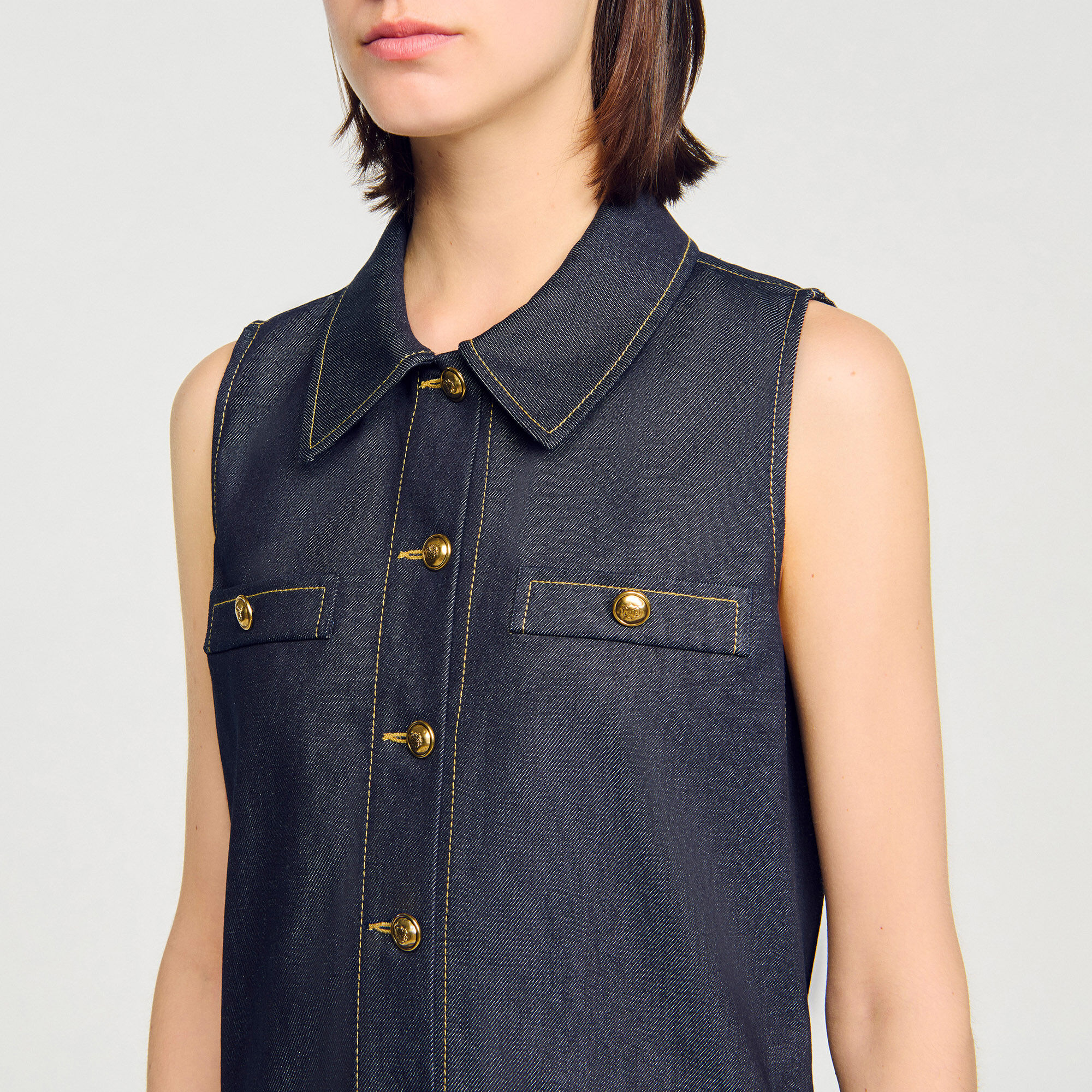 Vestido corto de denim