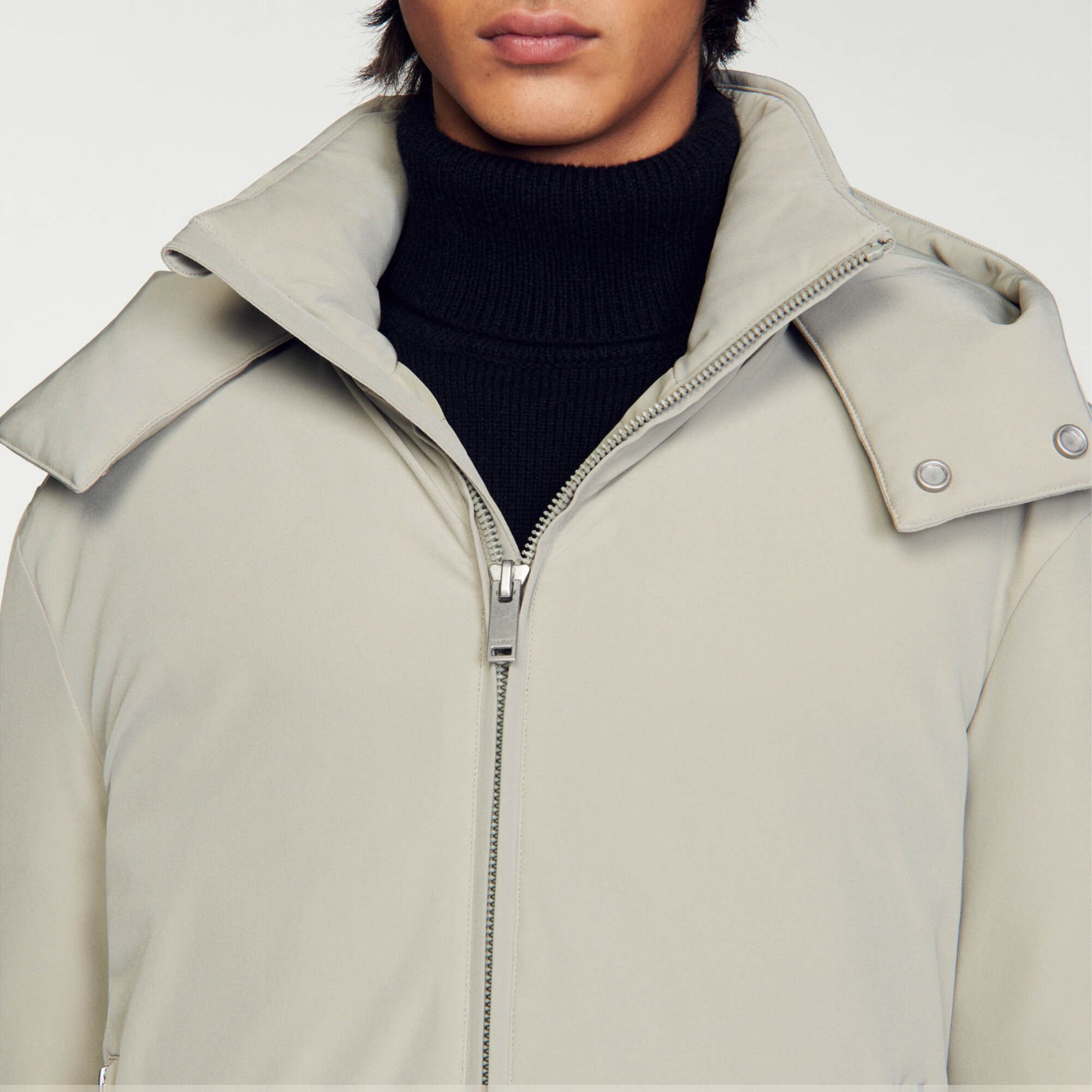 Anorak con capucha