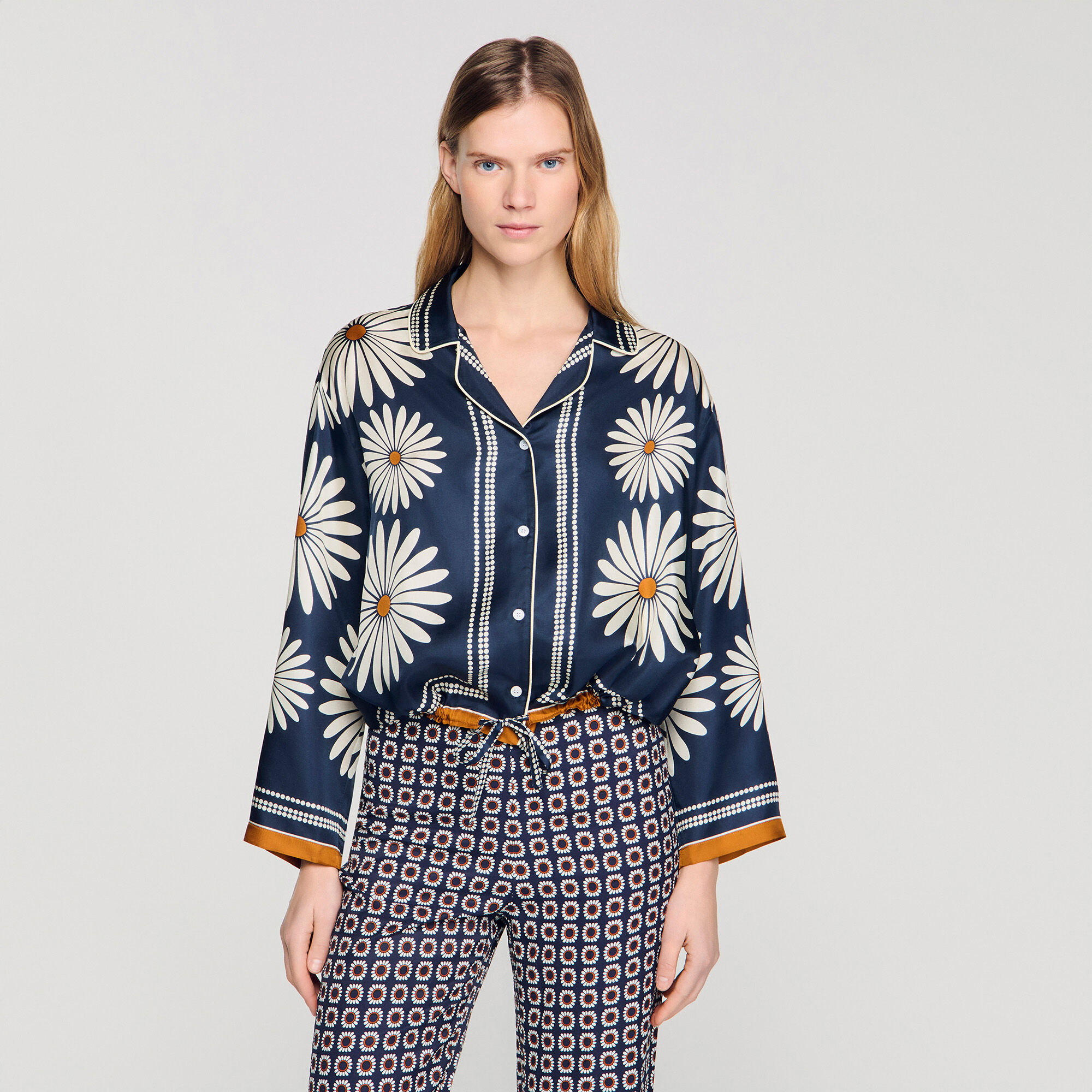 Camisa de seda con estampado floral