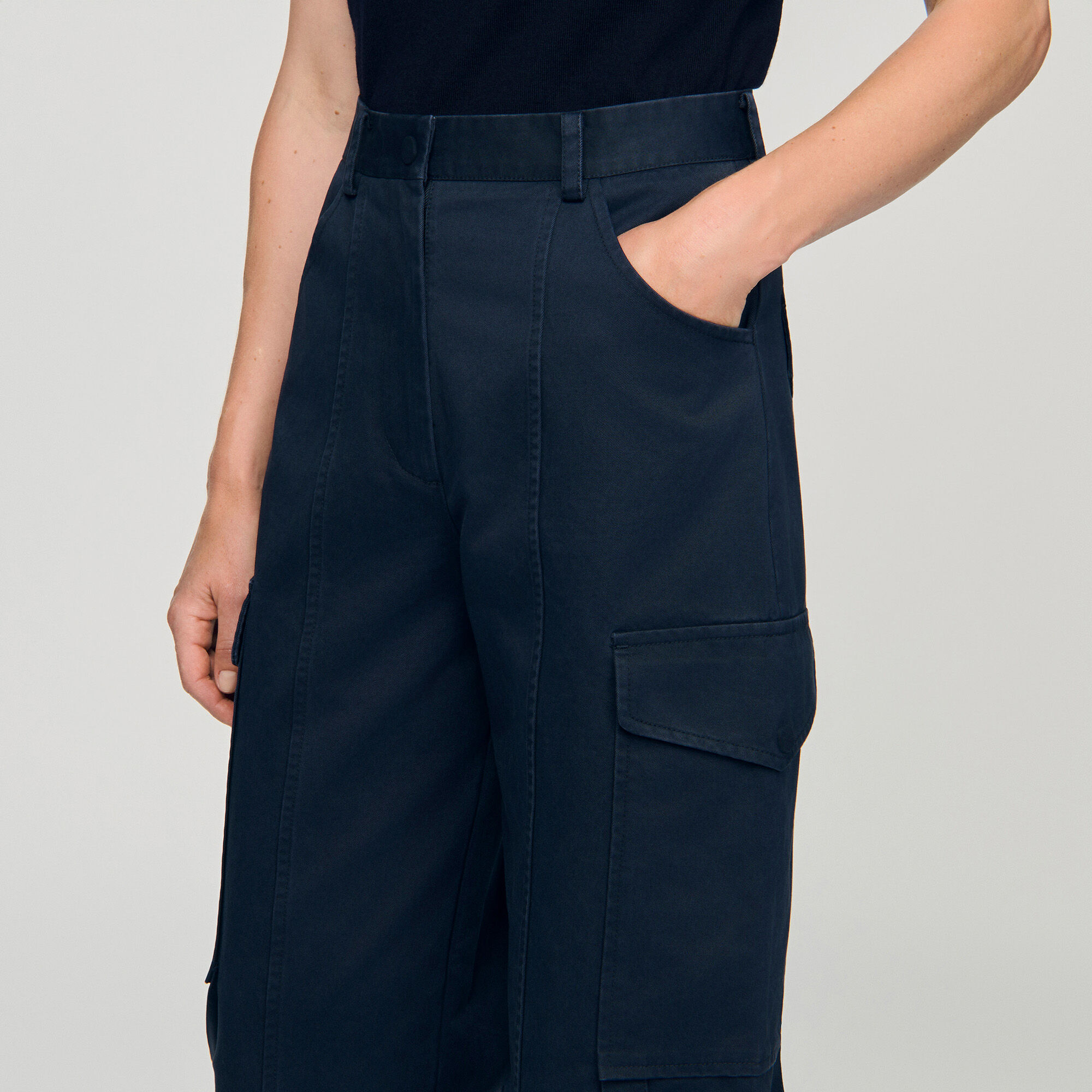 Pantalón cargo