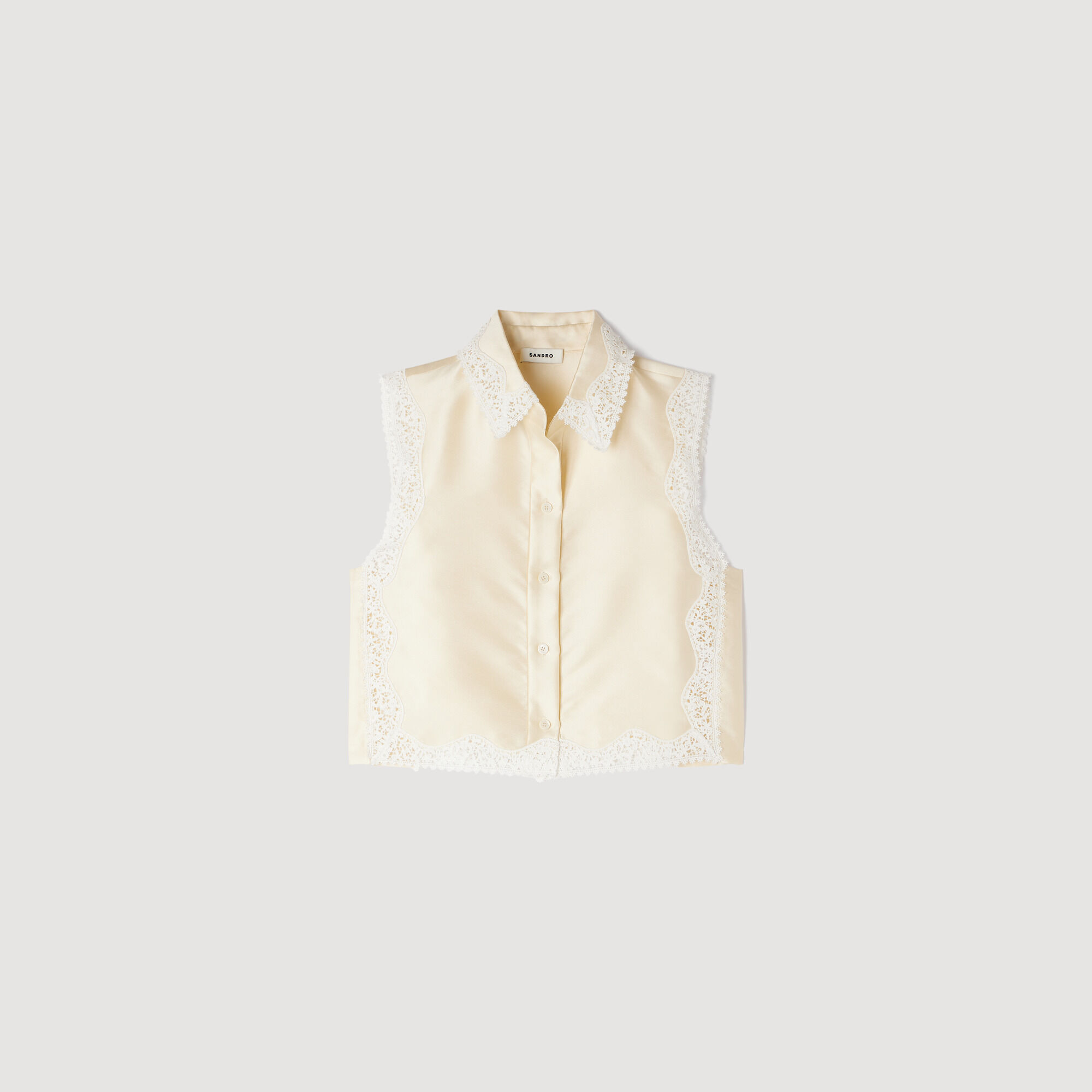 Camisa corta con encaje