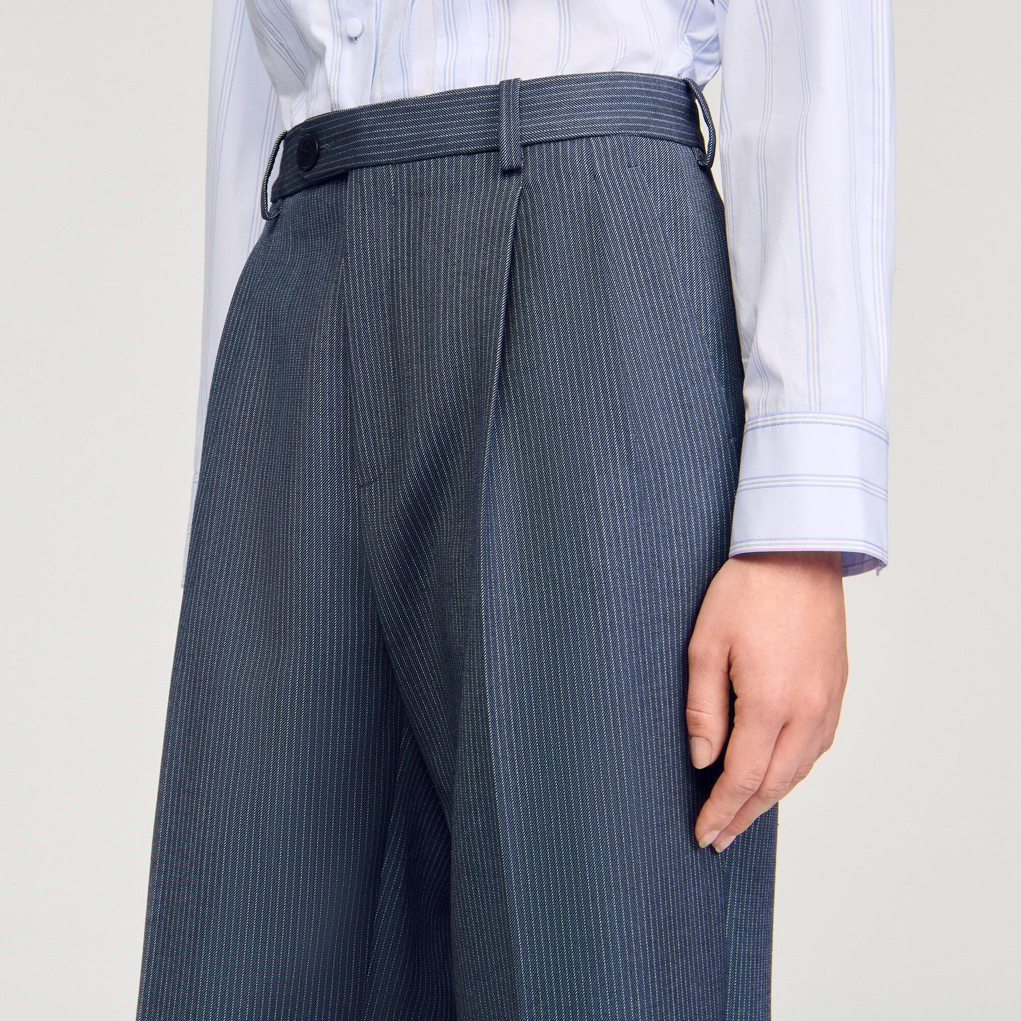 Pantalón a rayas