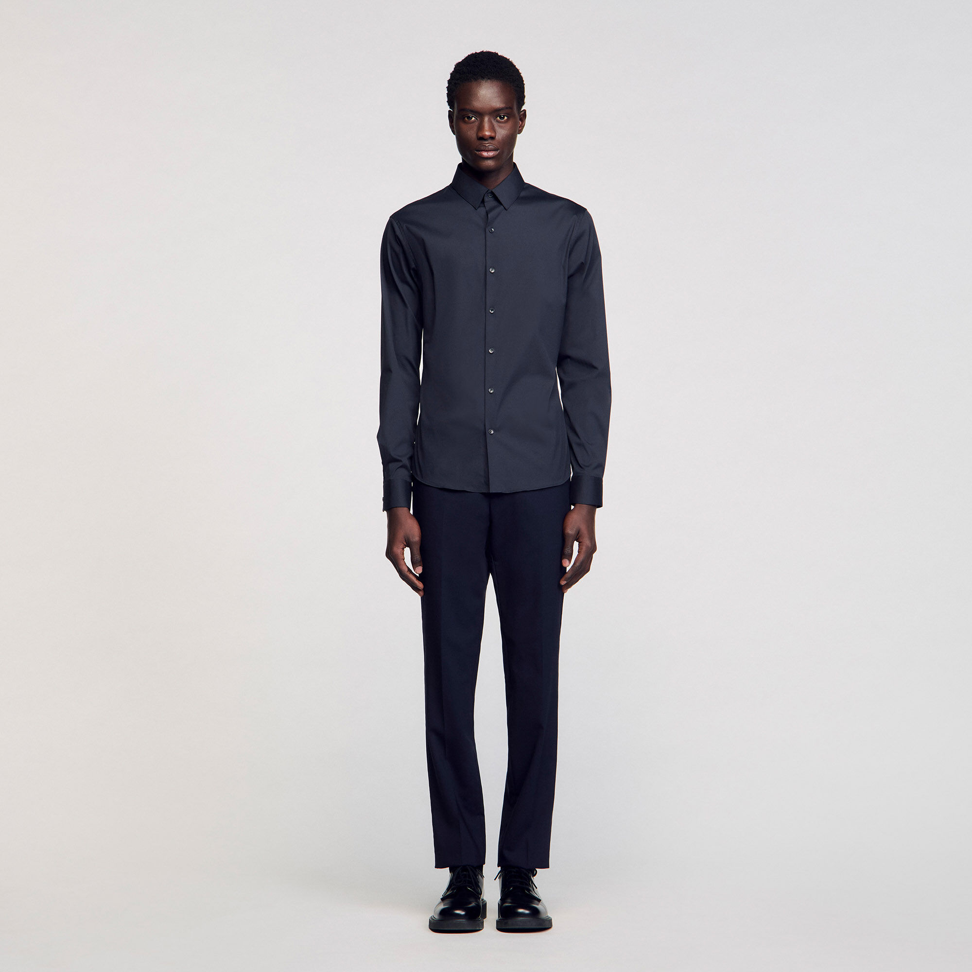 Camisa ajustada de algodón stretch