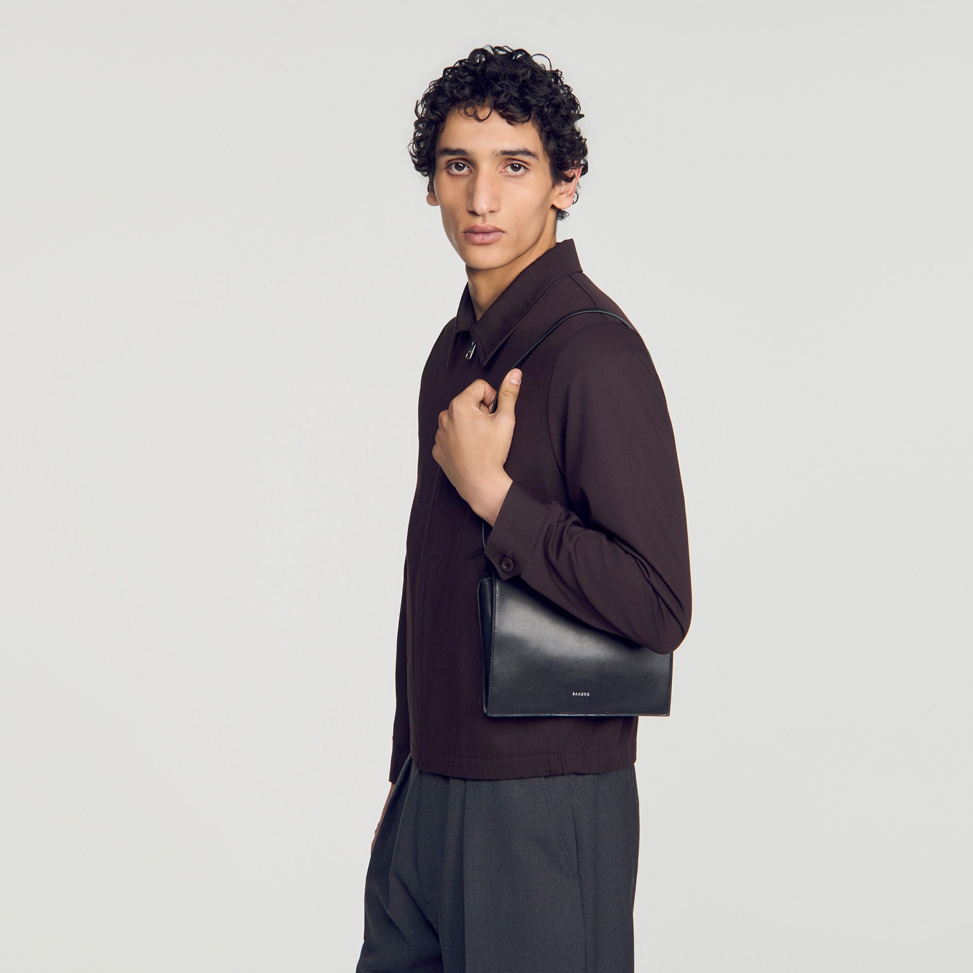 Bolso peque&ntilde;o de piel con logo