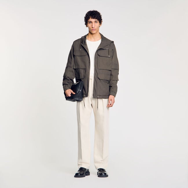 Parka militar con capucha