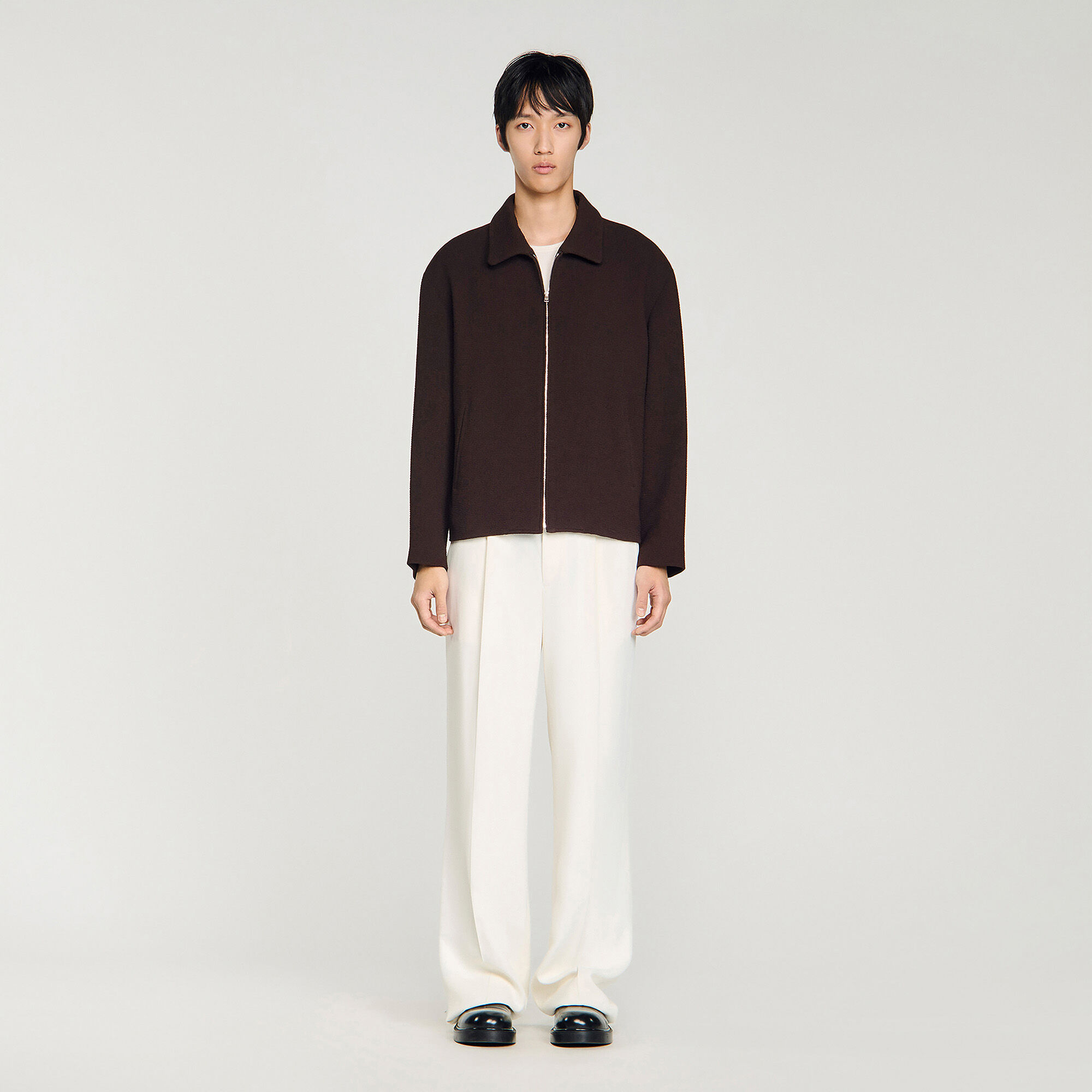 Cazadora gofrada cremallera cuello