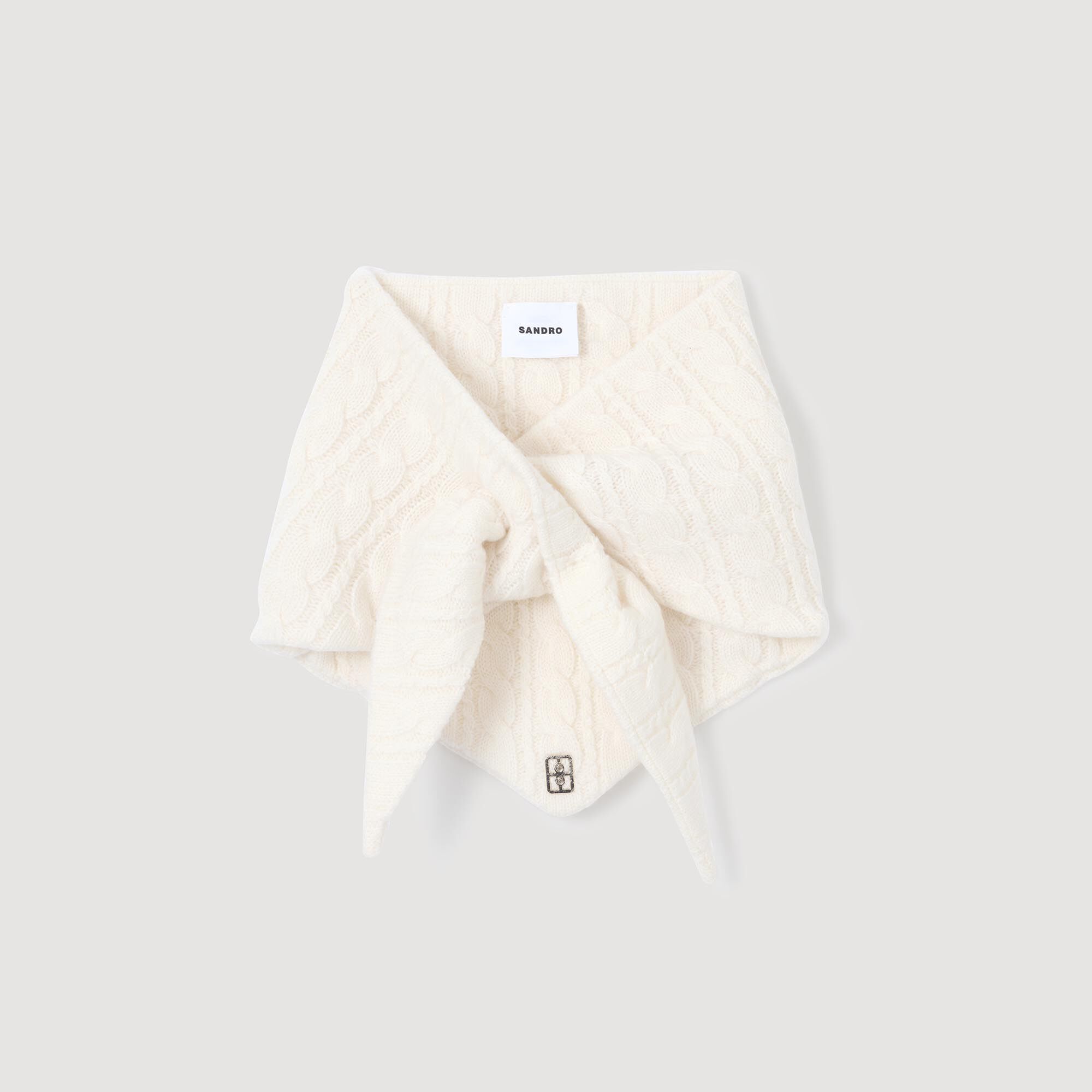 Bandana de punto trenzado