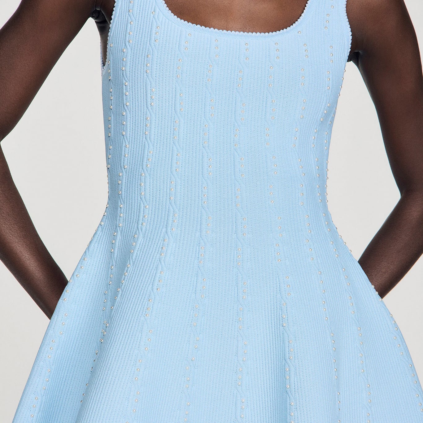 El vestido con pedrería para mujer de Sandro Paris