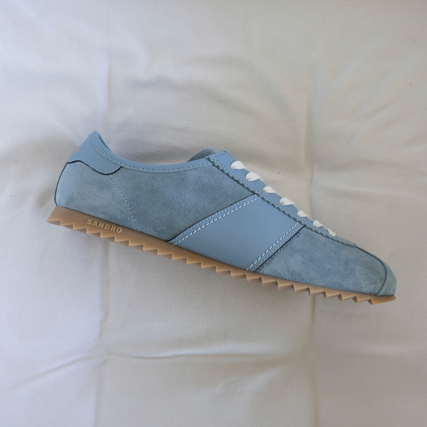 Las zapatillas Soft Runner de Sandro Paris